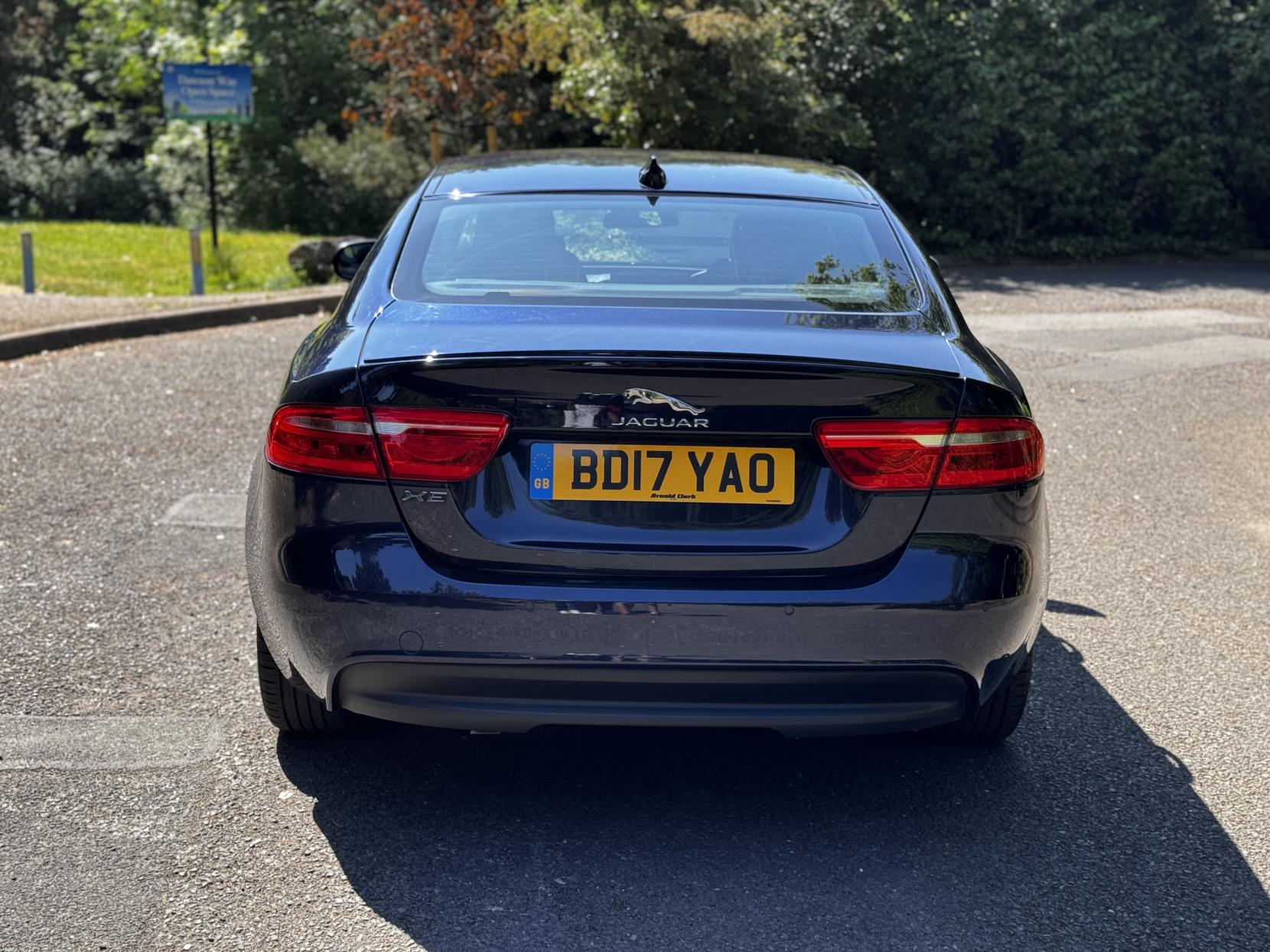 Jaguar XE 2.0d R-Sport Saloon 4dr Diesel Manual Euro 6 (s/s) (163 ps)