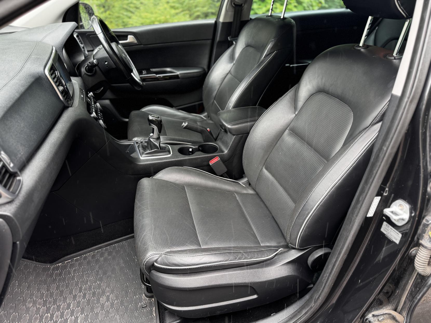 Kia Sportage 1.7 CRDi 3 SUV 5dr Diesel Manual Euro 6 (s/s) (114 bhp)