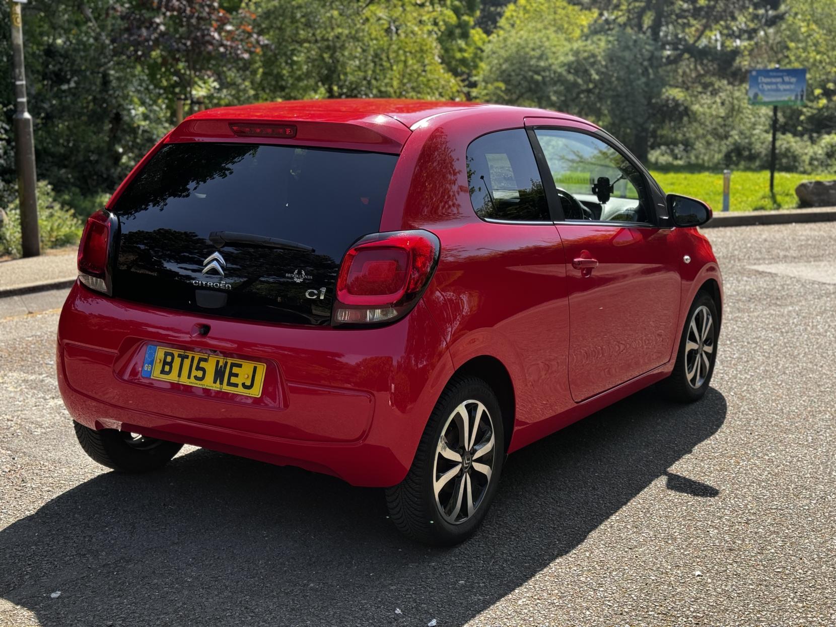 Citroen C1 1.2 PureTech Flair Hatchback 3dr Petrol Manual Euro 5 (Euro 5) (82 ps)