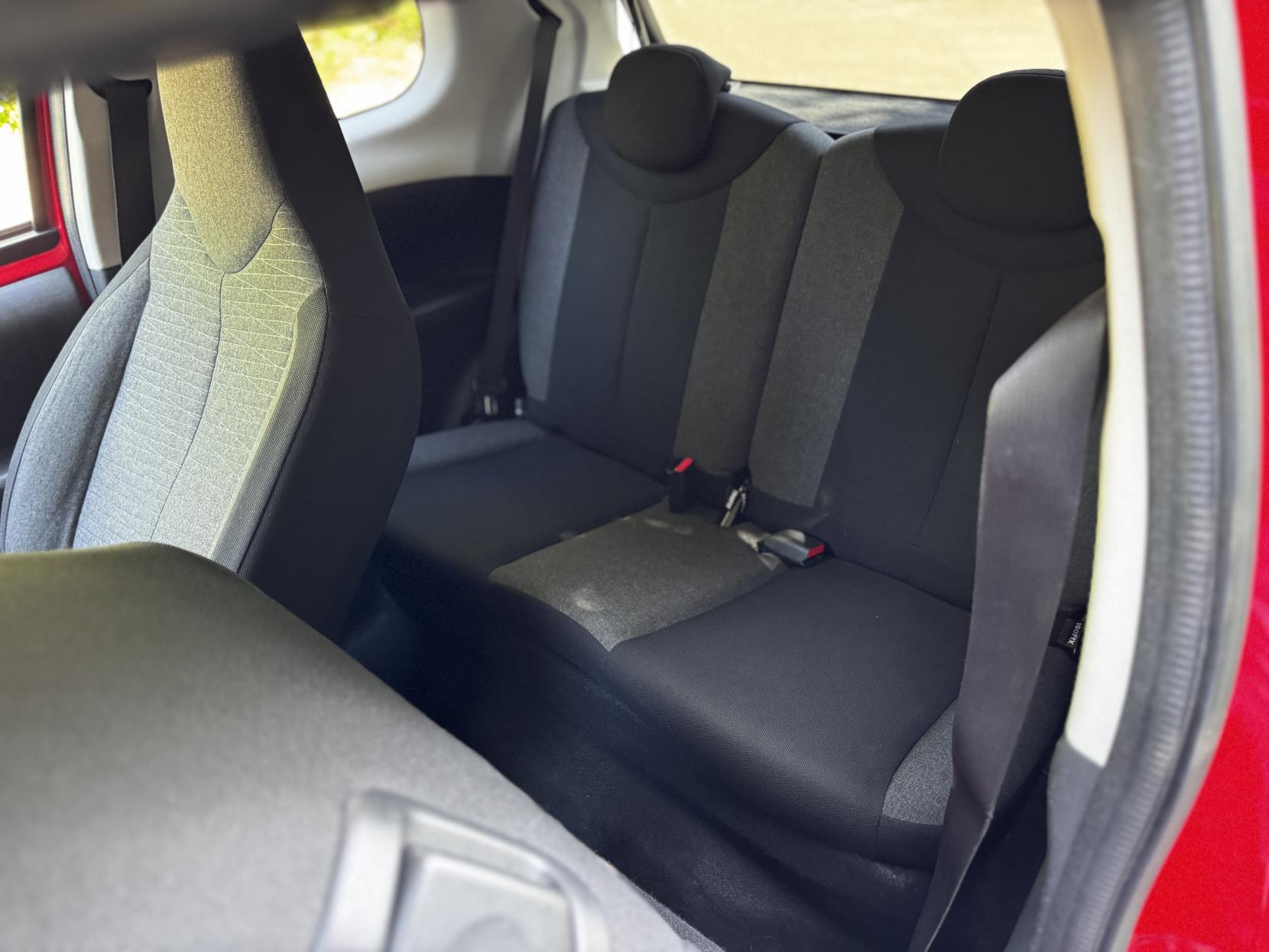 Citroen C1 1.2 PureTech Flair Hatchback 3dr Petrol Manual Euro 5 (Euro 5) (82 ps)
