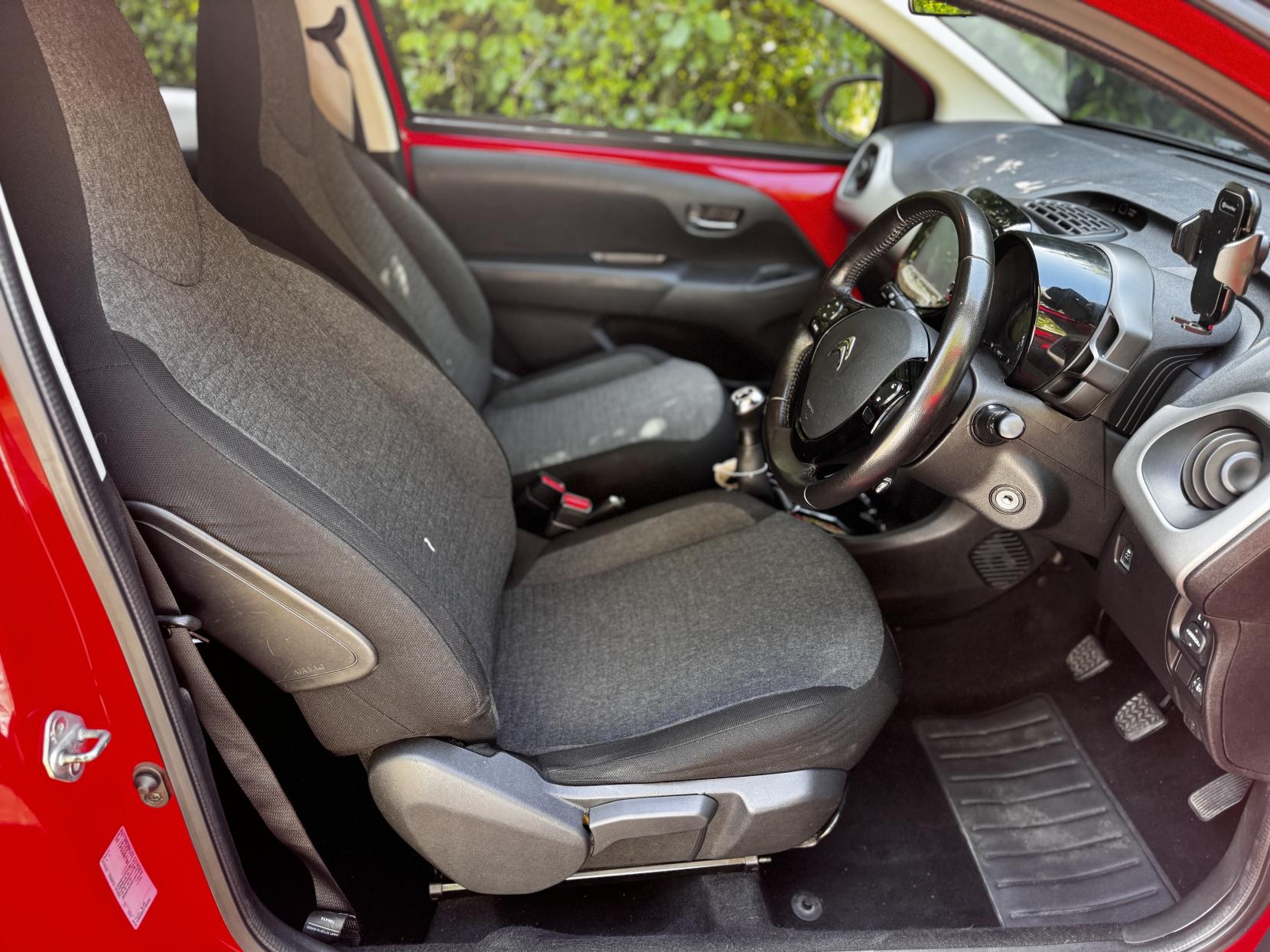 Citroen C1 1.2 PureTech Flair Hatchback 3dr Petrol Manual Euro 5 (Euro 5) (82 ps)