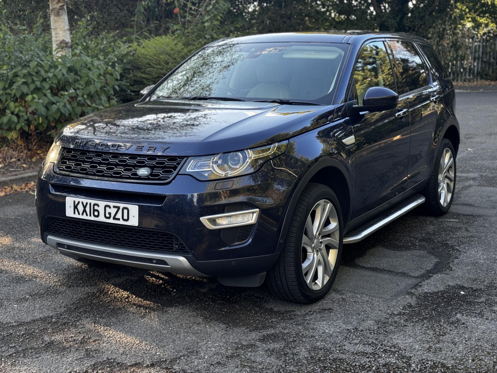 Land Rover Discovery Sport 2.0 TD4 HSE Luxury SUV 5dr Diesel Auto 4WD Euro 6 (s/s) (180 ps)
