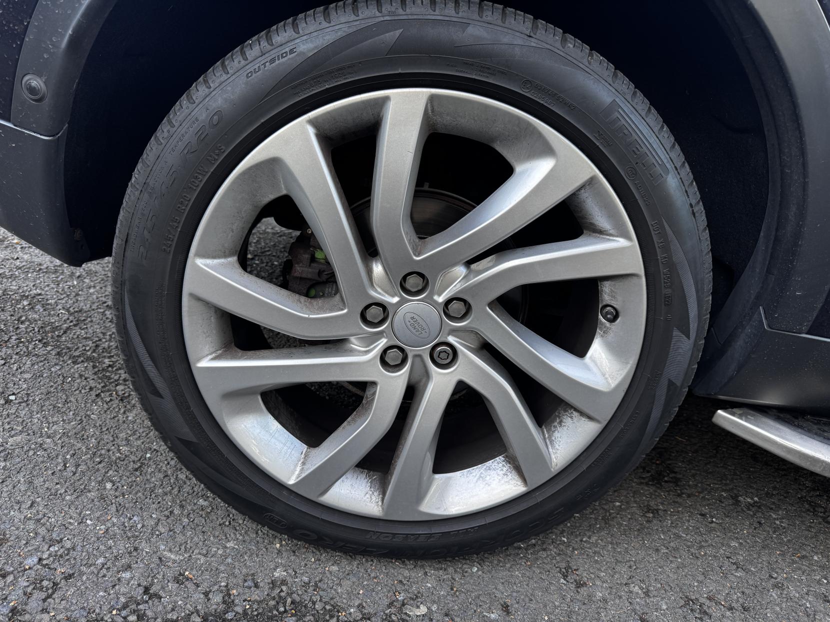 Land Rover Discovery Sport 2.0 TD4 HSE Luxury SUV 5dr Diesel Auto 4WD Euro 6 (s/s) (180 ps)