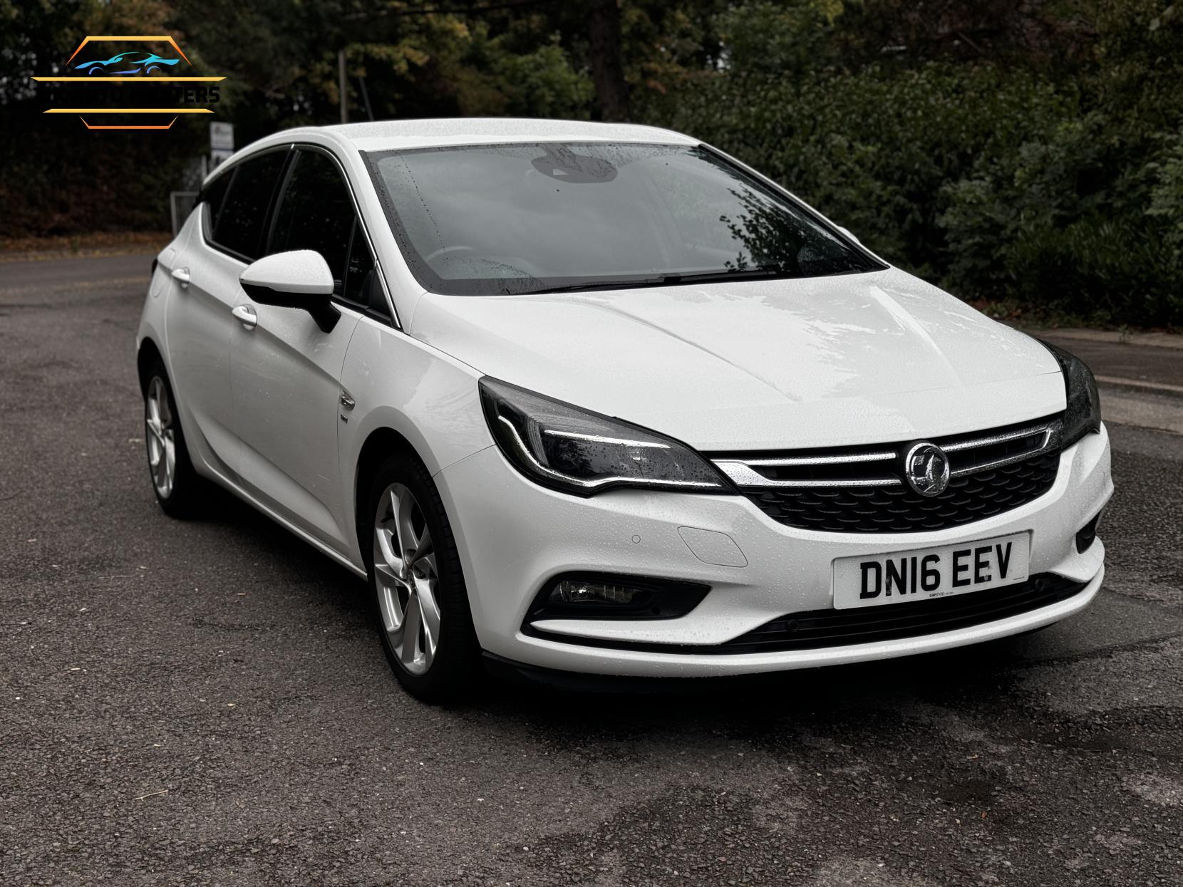 Vauxhall Astra 1.6 CDTi BlueInjection SRi Hatchback 5dr Diesel Manual Euro 6 (s/s) (136 ps)