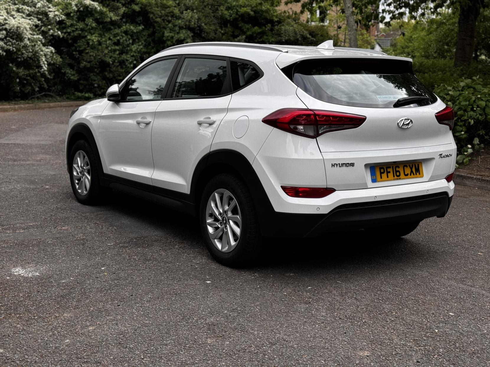 Hyundai TUCSON 1.7 CRDi Blue Drive SE Nav SUV 5dr Diesel Manual Euro 6 (s/s) (116 ps)
