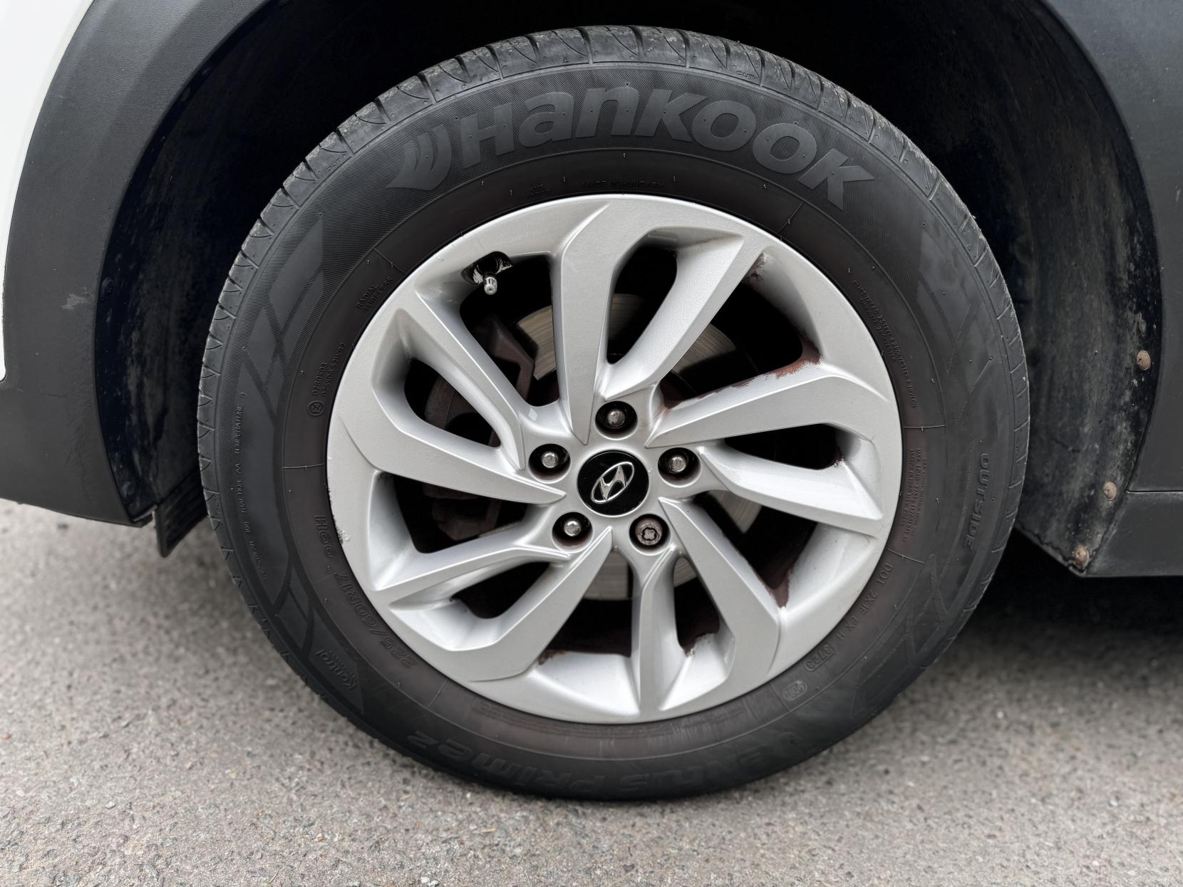Hyundai TUCSON 1.7 CRDi Blue Drive SE Nav SUV 5dr Diesel Manual Euro 6 (s/s) (116 ps)