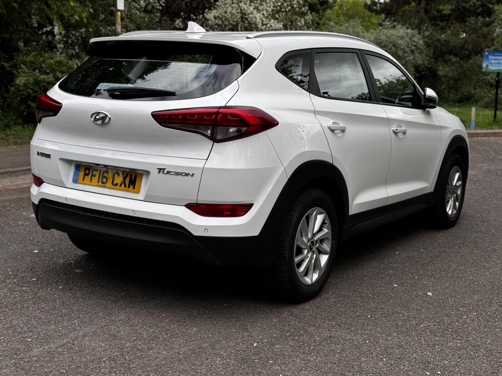 Hyundai TUCSON 1.7 CRDi Blue Drive SE Nav SUV 5dr Diesel Manual Euro 6 (s/s) (116 ps)