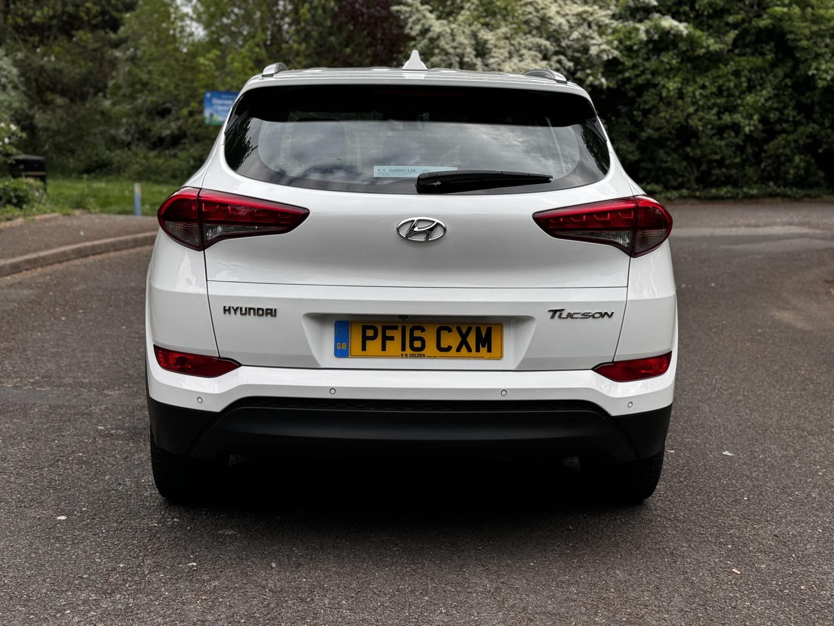 Hyundai TUCSON 1.7 CRDi Blue Drive SE Nav SUV 5dr Diesel Manual Euro 6 (s/s) (116 ps)