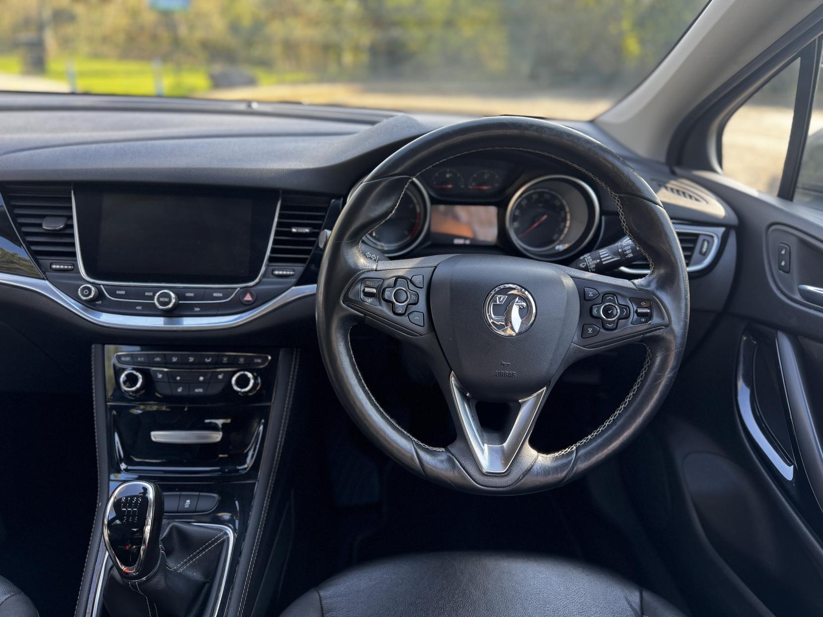 Vauxhall Astra 1.4i Turbo Elite Nav Hatchback 5dr Petrol Manual Euro 6 (150 ps)