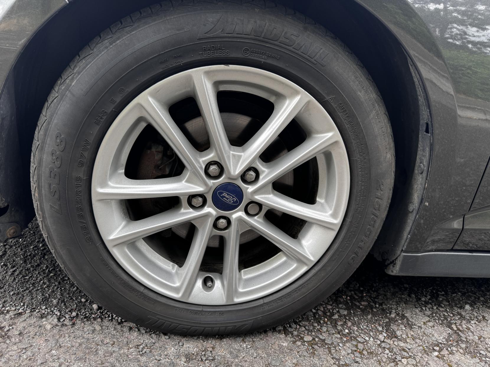 Ford C-Max 1.0T EcoBoost Zetec MPV 5dr Petrol Manual Euro 6 (s/s) (125 ps)