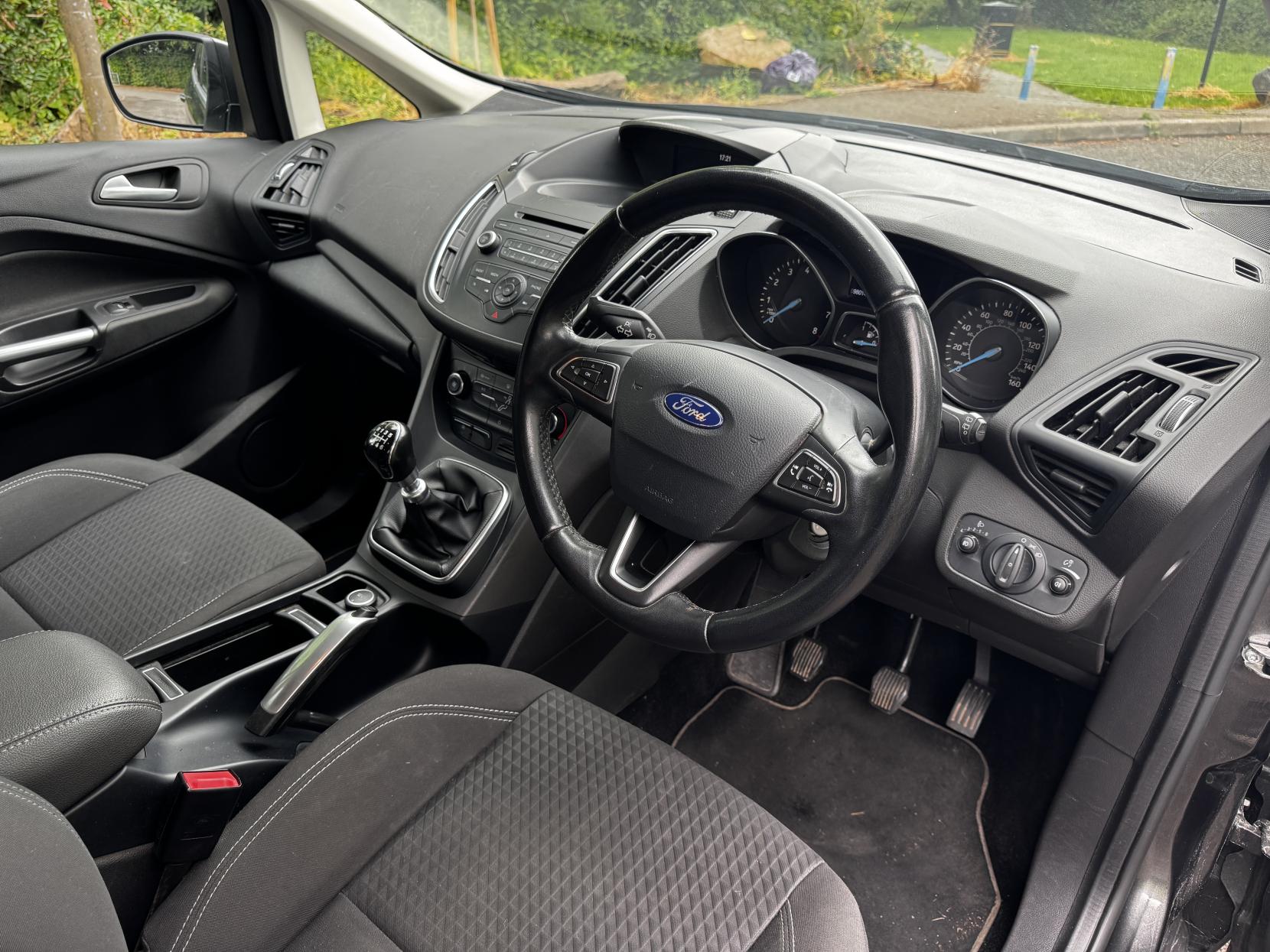 Ford C-Max 1.0T EcoBoost Zetec MPV 5dr Petrol Manual Euro 6 (s/s) (125 ps)