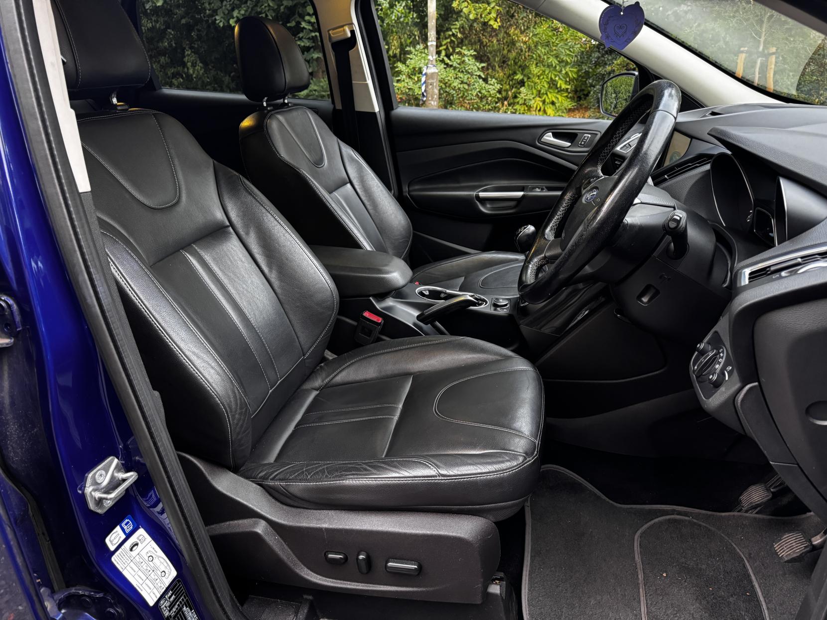 Ford Kuga 2.0 TDCi Titanium X SUV 5dr Diesel Manual 2WD Euro 6 (s/s) (150 ps)