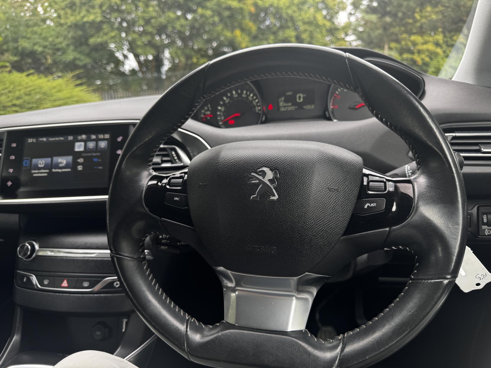 Peugeot 308 1.6 HDi Active Hatchback 5dr Diesel Manual Euro 5 (92 ps)