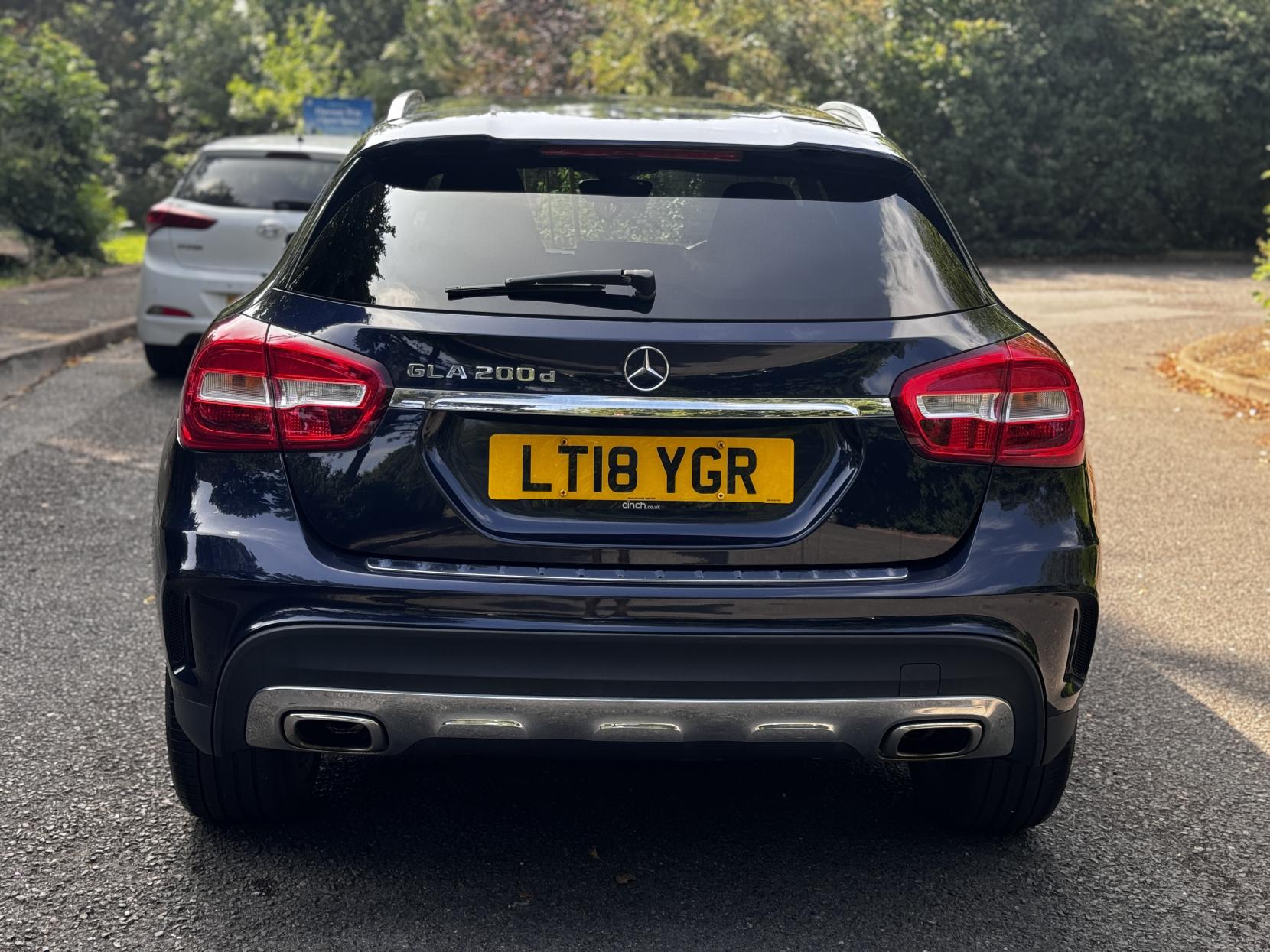 Mercedes-Benz GLA 2.1 GLA200d AMG Line SUV 5dr Diesel 7G-DCT Euro 6 (s/s) (136 ps)