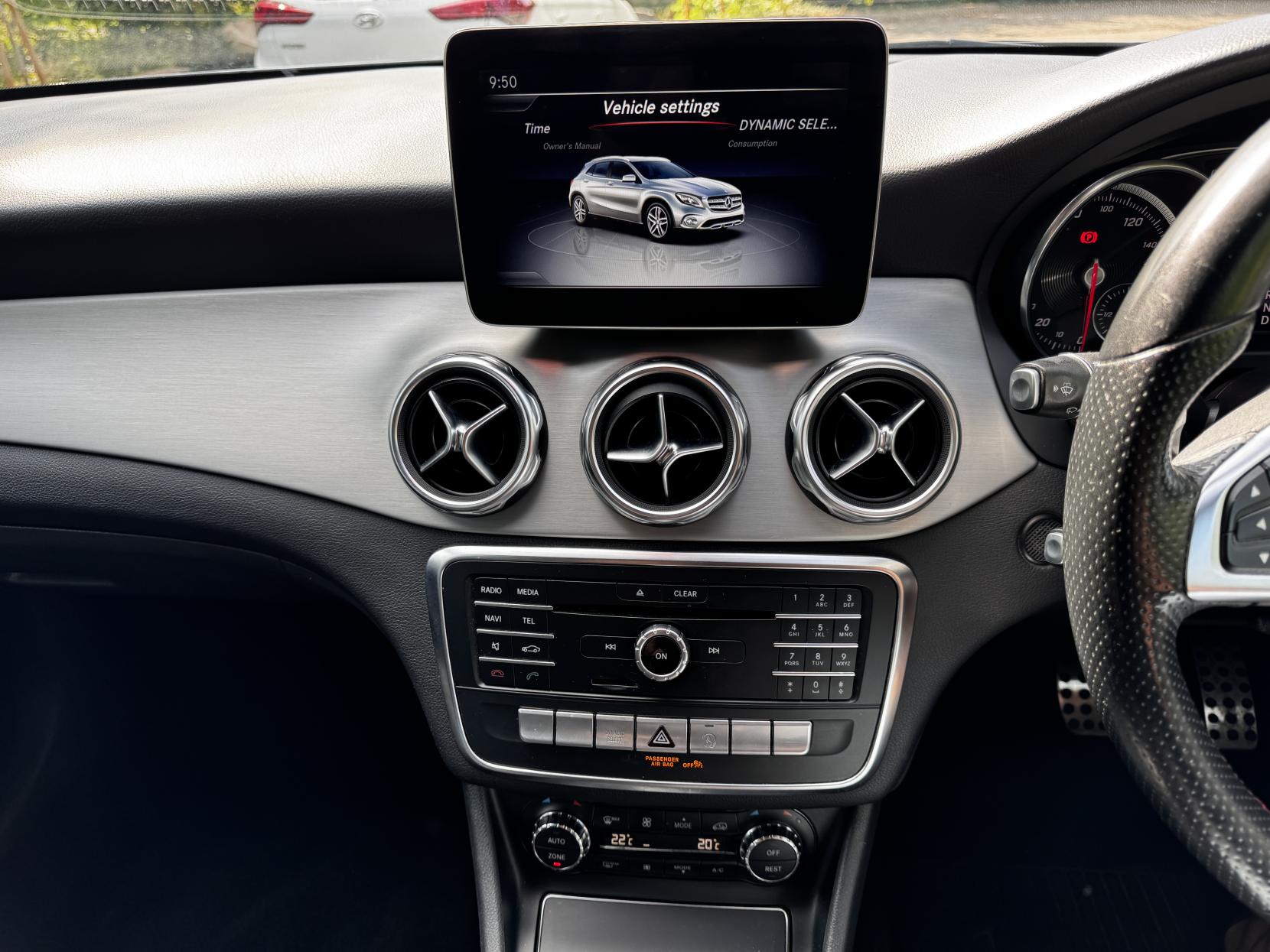 Mercedes-Benz GLA 2.1 GLA200d AMG Line SUV 5dr Diesel 7G-DCT Euro 6 (s/s) (136 ps)