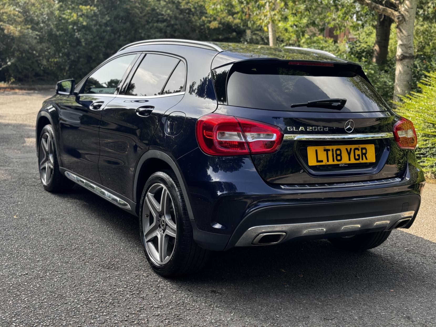 Mercedes-Benz GLA 2.1 GLA200d AMG Line SUV 5dr Diesel 7G-DCT Euro 6 (s/s) (136 ps)