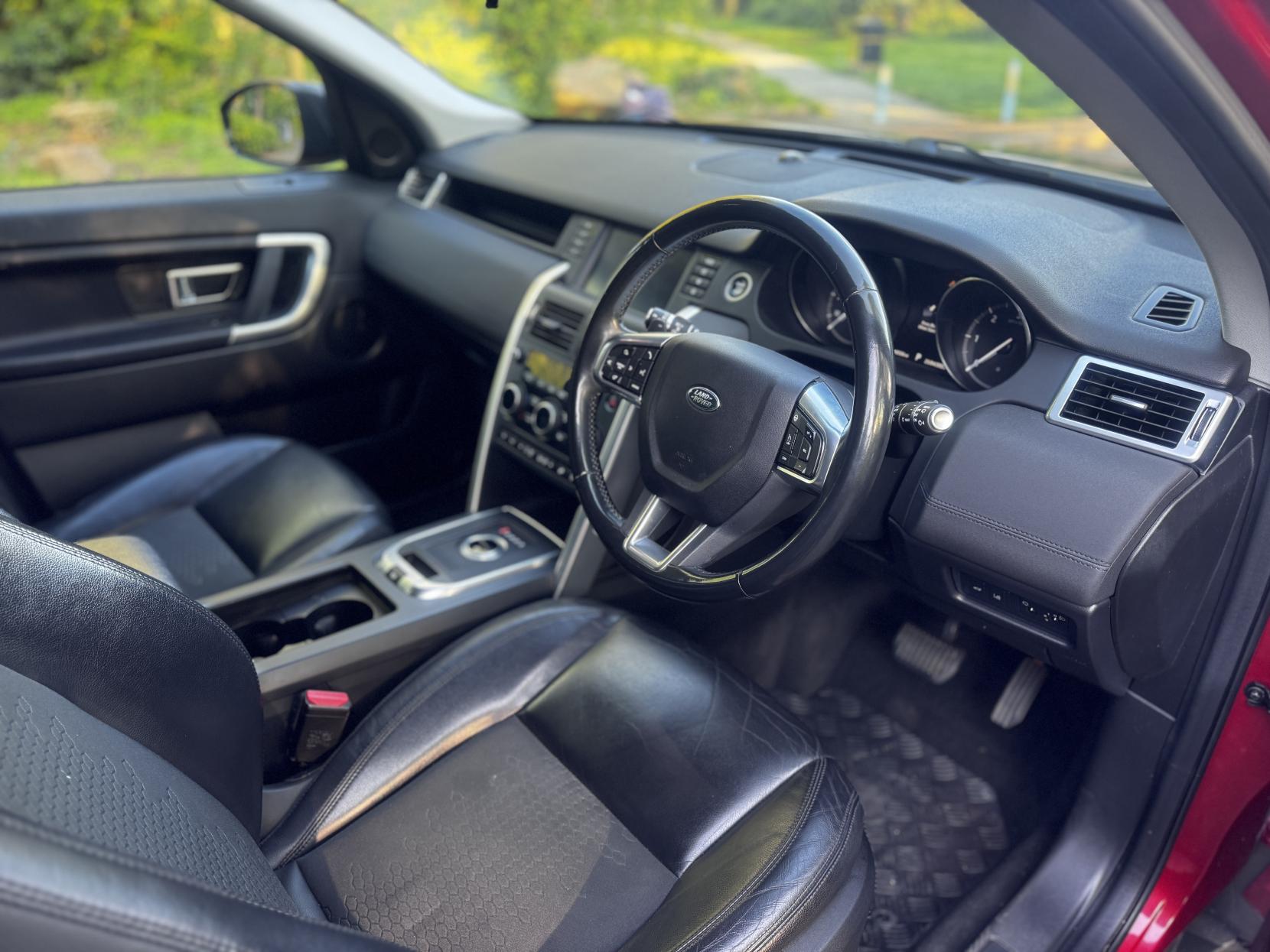 Land Rover Discovery Sport 2.0 TD4 SE Tech SUV 5dr Diesel Auto 4WD Euro 6 (s/s) (180 ps)