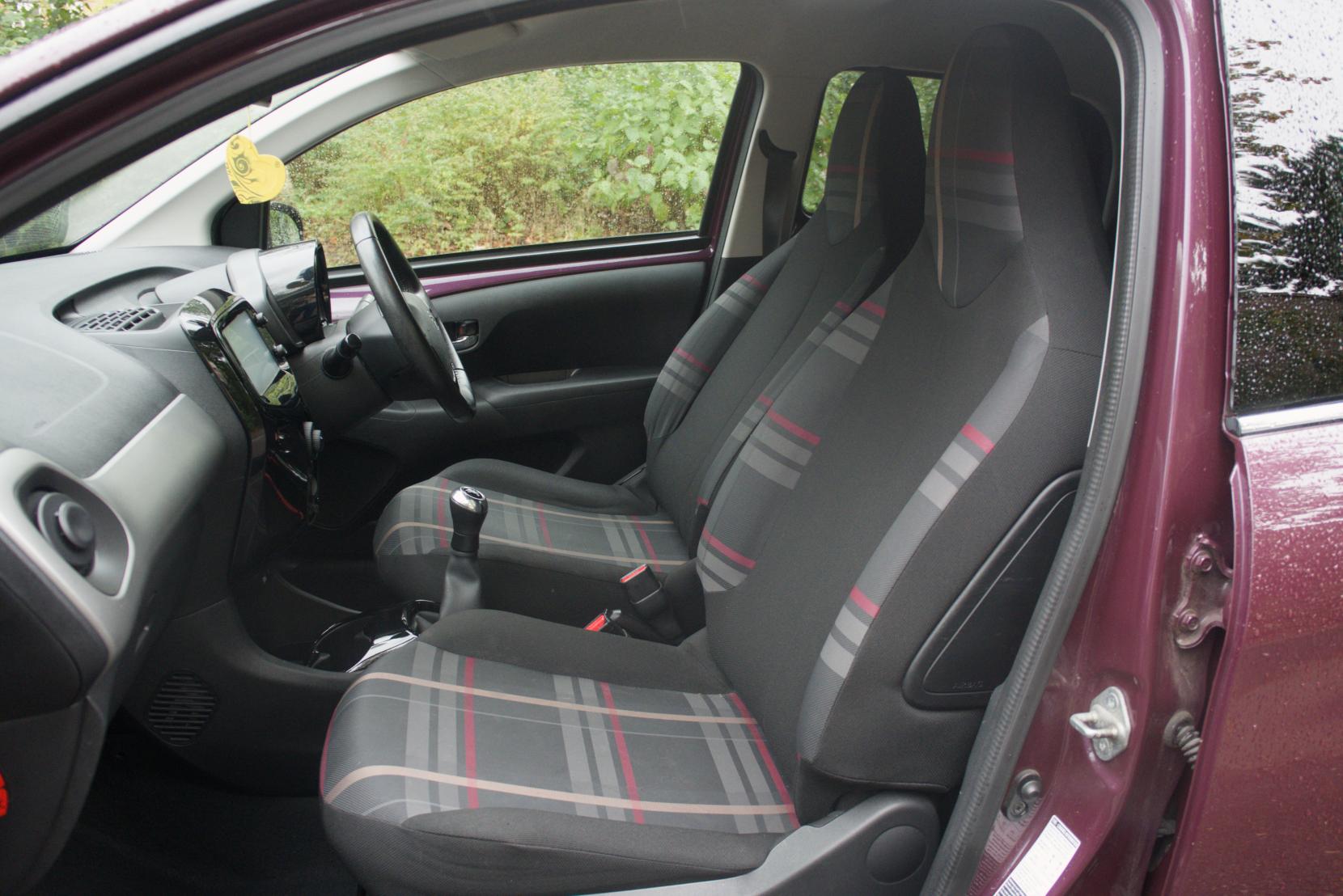 Peugeot 108 1.2 PureTech Allure Hatchback 5dr Petrol Manual Euro 6 (82 ps)