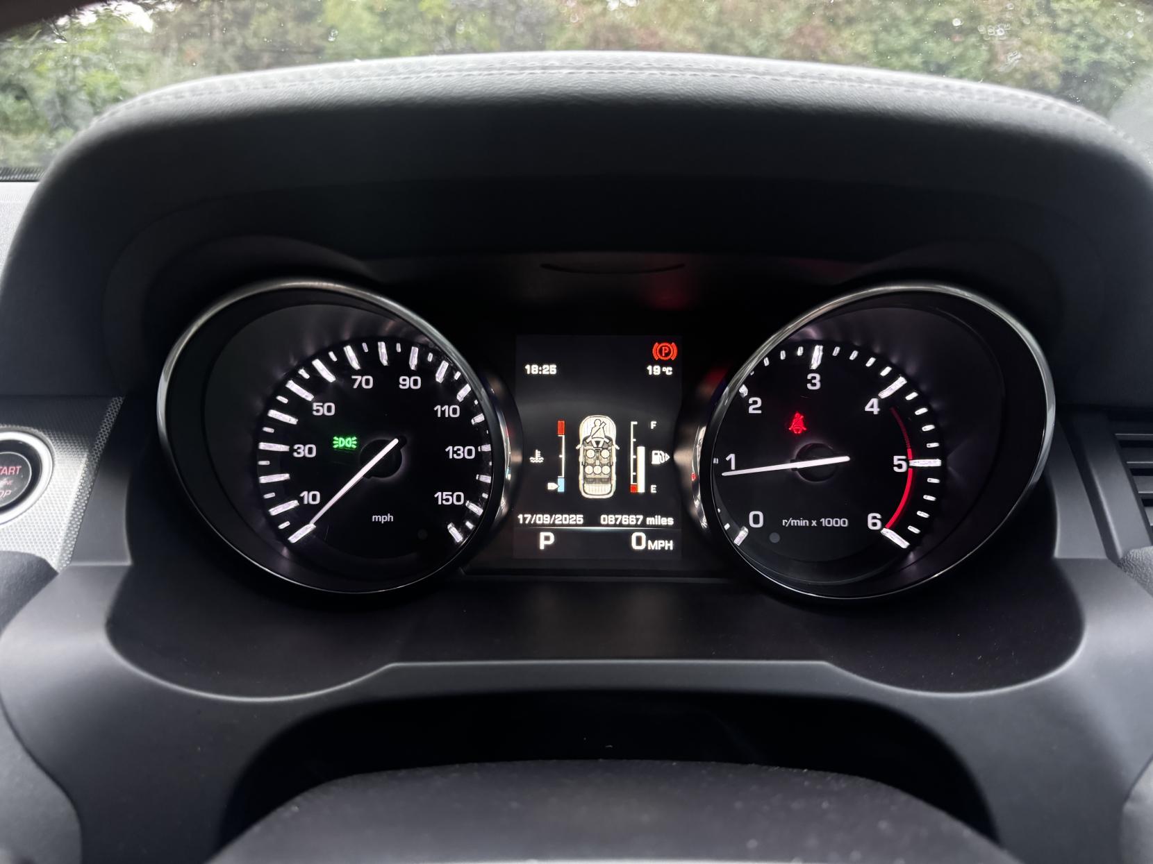 Land Rover Range Rover Evoque 2.2 SD4 Dynamic SUV 5dr Diesel Auto 4WD Euro 5 (s/s) (190 ps)