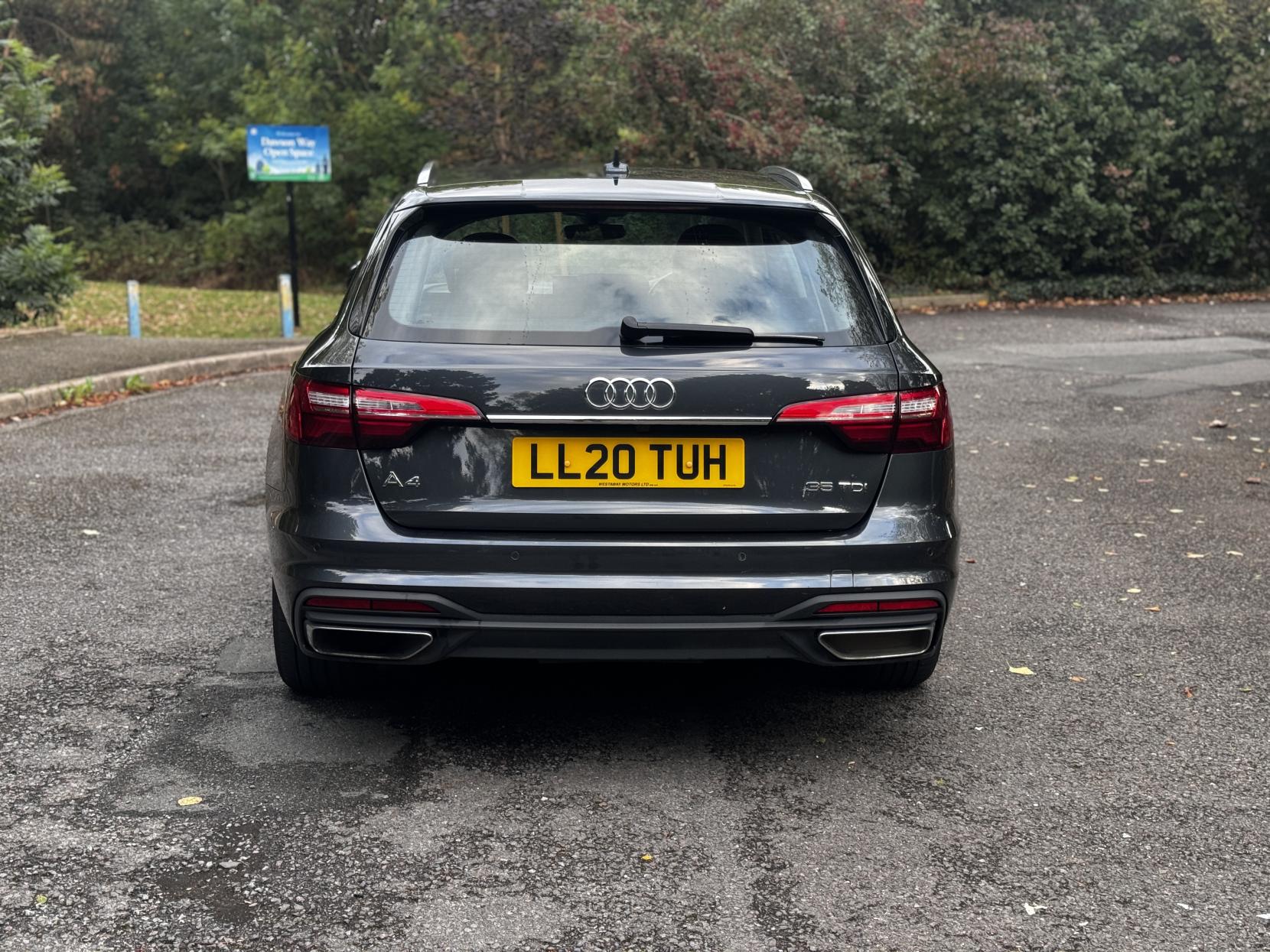Audi A4 Avant 2.0 TDI 35 Technik Estate 5dr Diesel S Tronic Euro 6 (s/s) (163 ps)