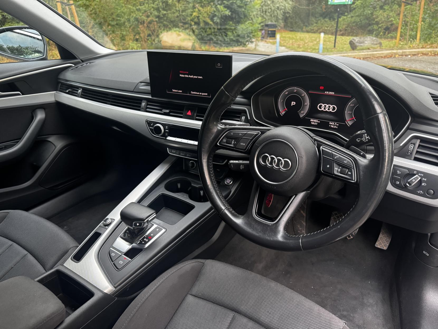 Audi A4 Avant 2.0 TDI 35 Technik Estate 5dr Diesel S Tronic Euro 6 (s/s) (163 ps)