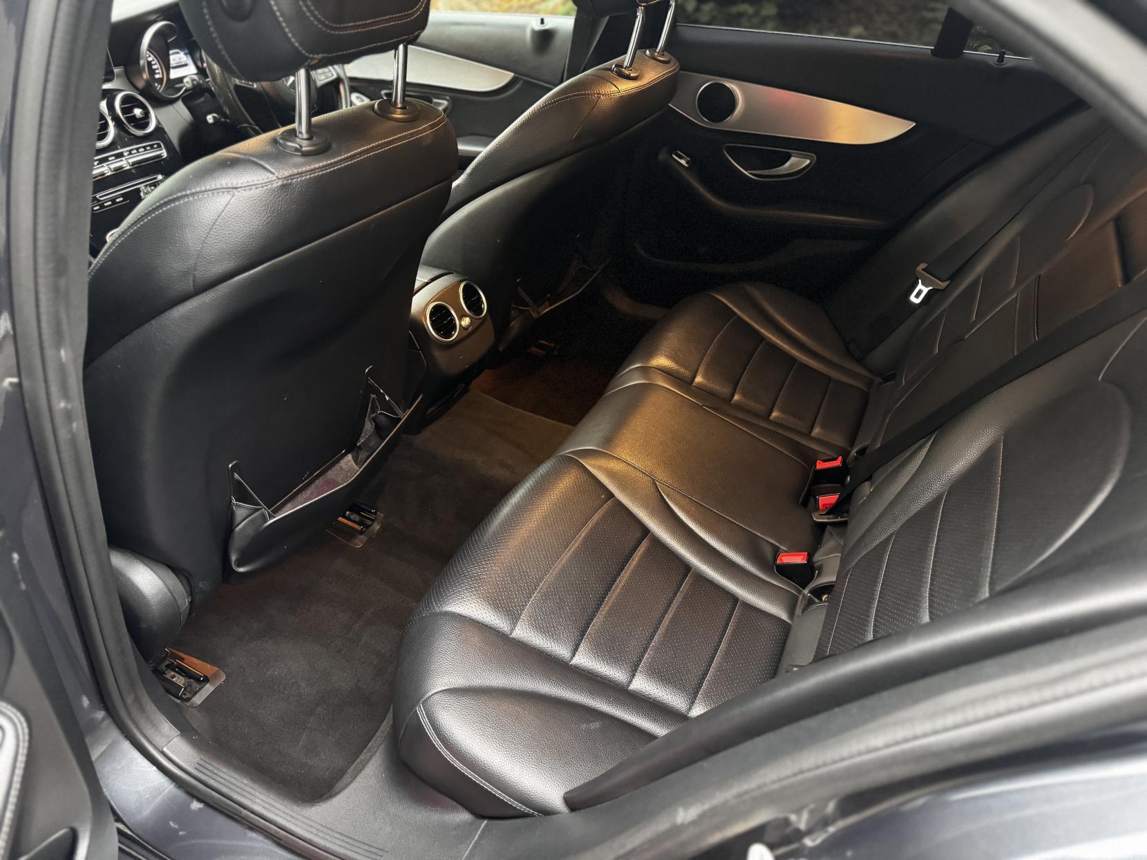 Mercedes-Benz C Class 2.1 C250 BlueTEC Sport Saloon 4dr Diesel G-Tronic+ Euro 6 (s/s) (204 ps)