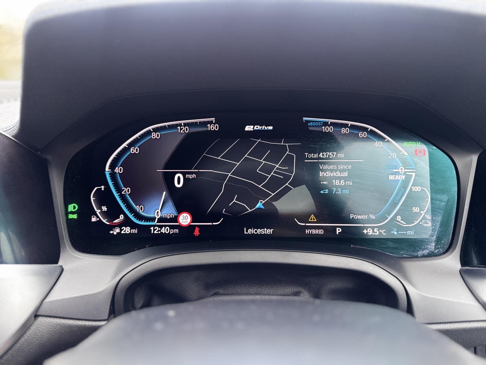 BMW 3 Series 2.0 330e 12kWh M Sport Saloon 4dr Petrol Plug-in Hybrid Auto Euro 6 (s/s) (292 ps)