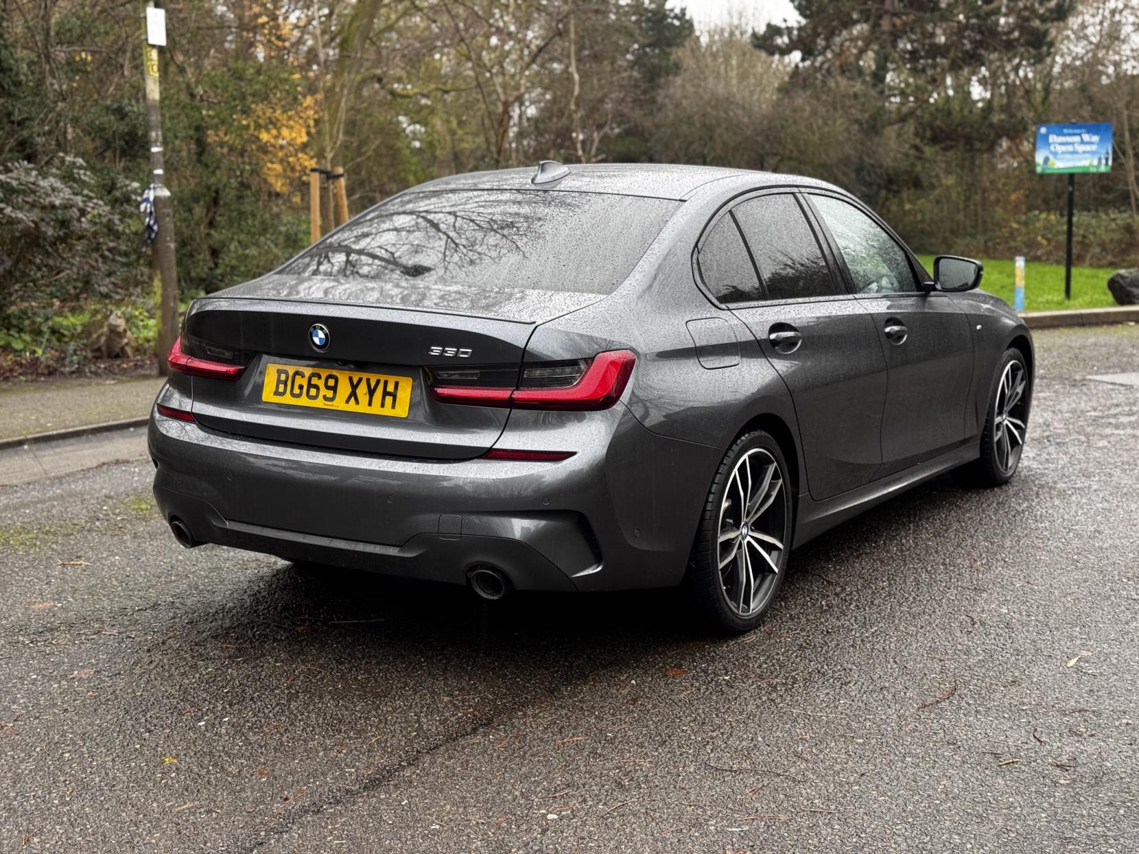BMW 3 Series 2.0 330e 12kWh M Sport Saloon 4dr Petrol Plug-in Hybrid Auto Euro 6 (s/s) (292 ps)