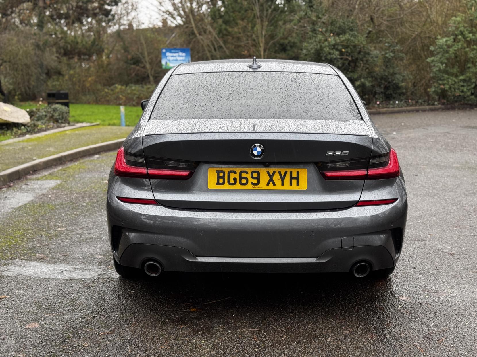 BMW 3 Series 2.0 330e 12kWh M Sport Saloon 4dr Petrol Plug-in Hybrid Auto Euro 6 (s/s) (292 ps)