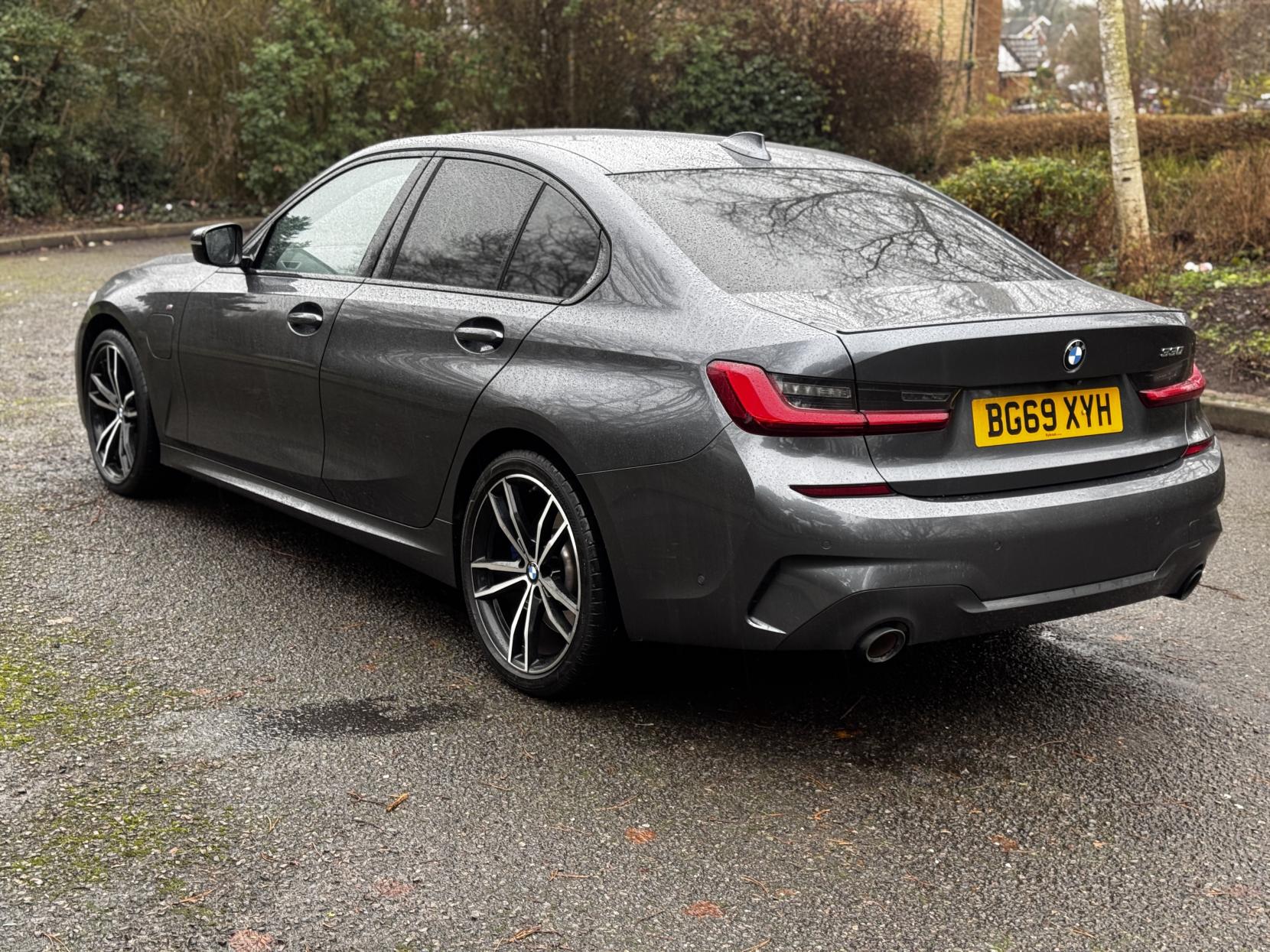 BMW 3 Series 2.0 330e 12kWh M Sport Saloon 4dr Petrol Plug-in Hybrid Auto Euro 6 (s/s) (292 ps)