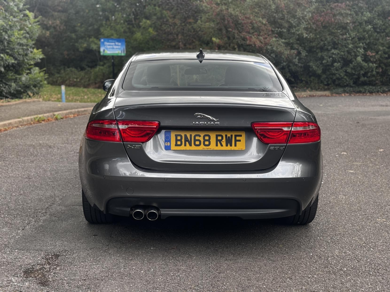 Jaguar XE 2.0d R-Sport Saloon 4dr Diesel Auto Euro 6 (s/s) (180 ps)