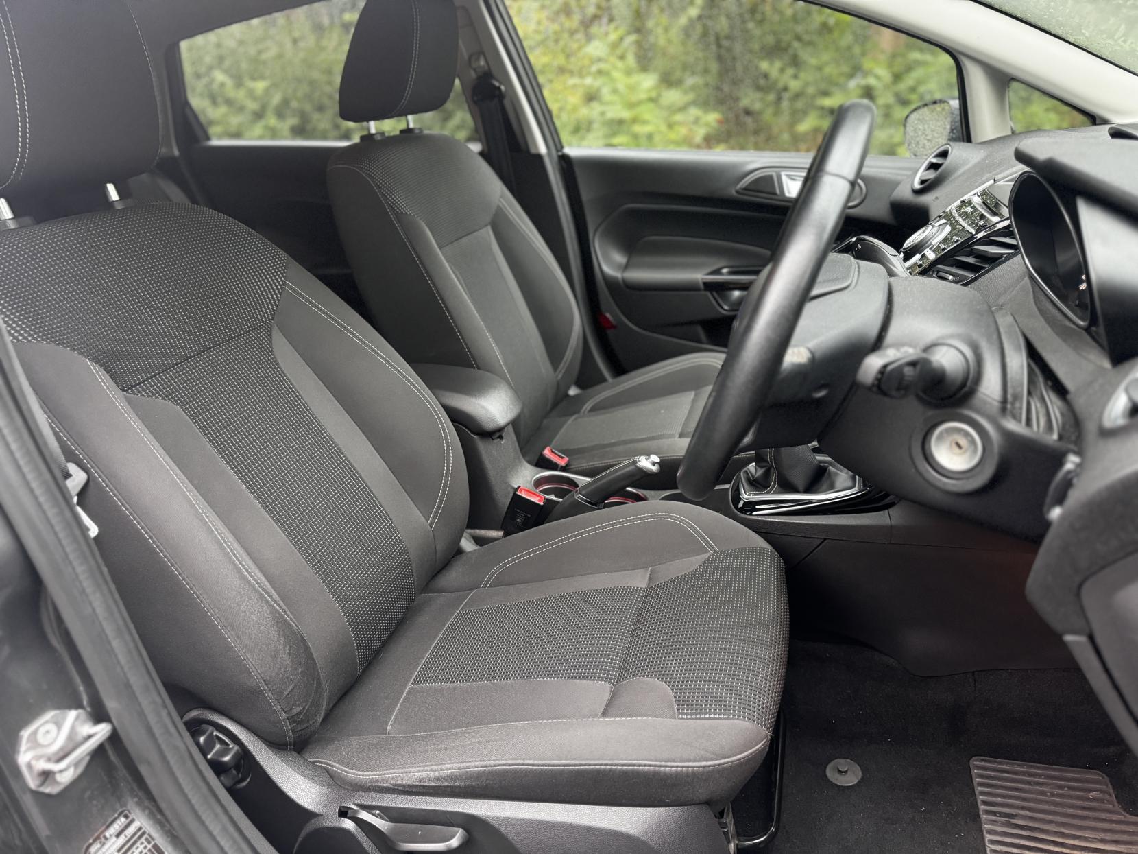 Ford Fiesta 1.0T EcoBoost Titanium Hatchback 5dr Petrol Manual Euro 6 (s/s) (125 ps)