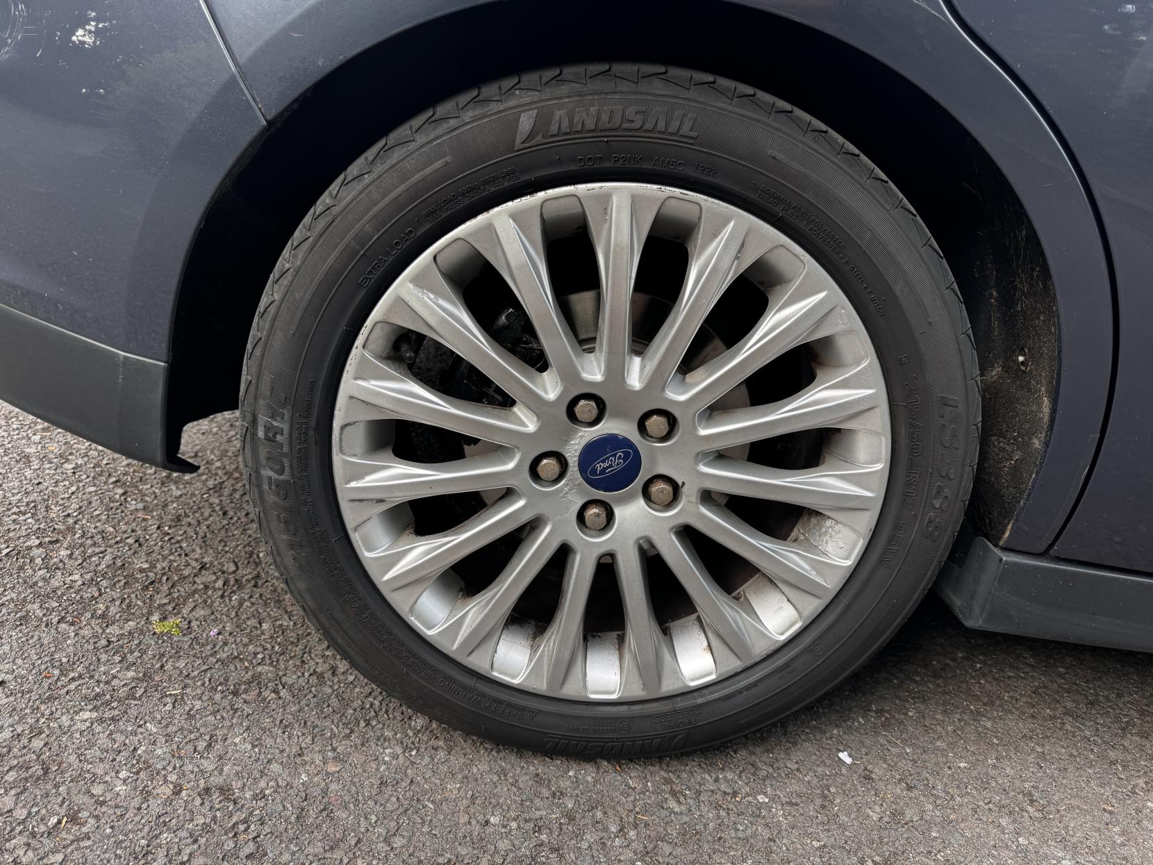 Ford C-Max 1.6 TDCi Titanium MPV 5dr Diesel Manual Euro 5 (115 ps)