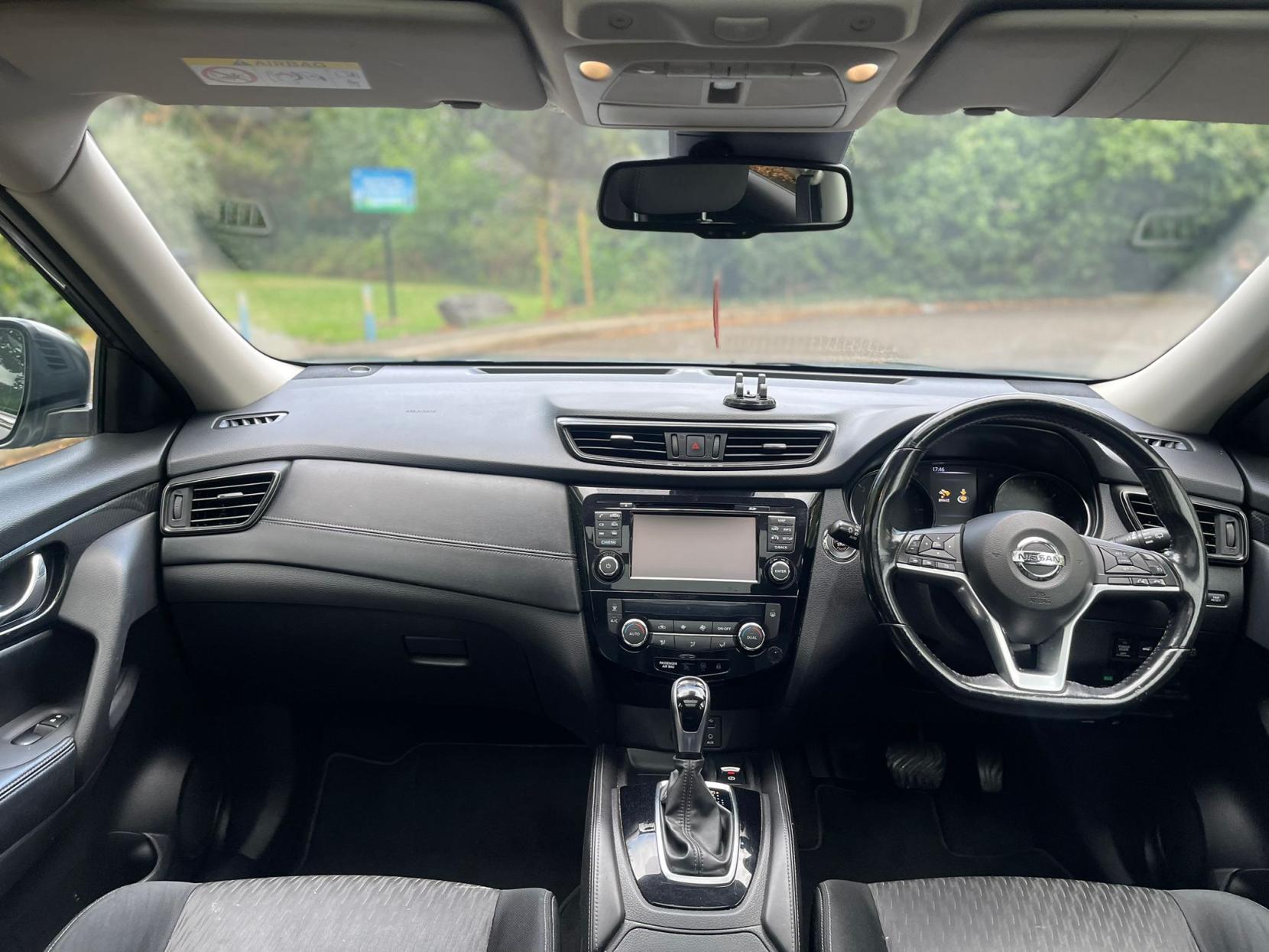 Nissan X-Trail 1.6 dCi N-Connecta SUV 5dr Diesel XTRON Euro 6 (s/s) (130 ps)