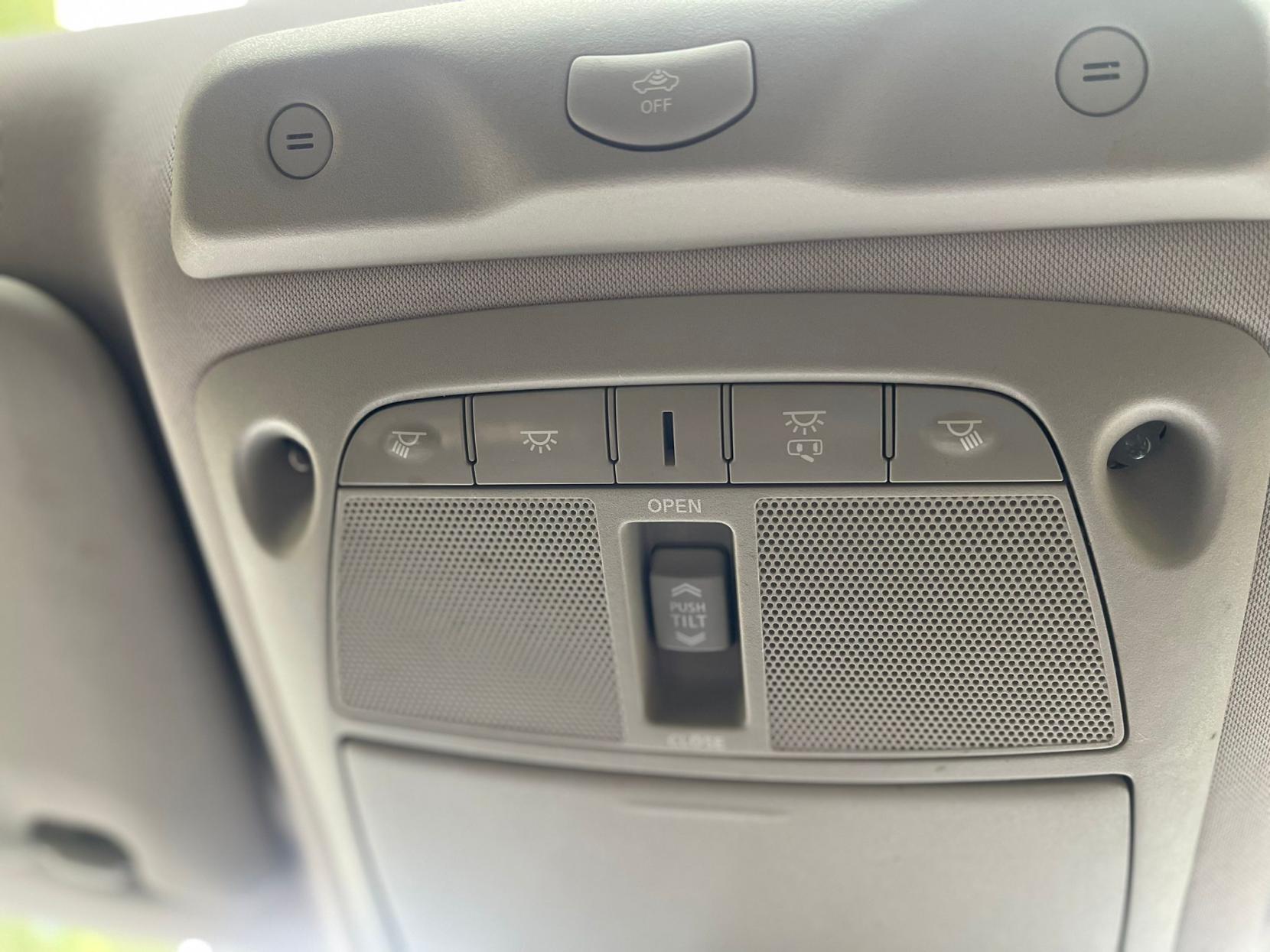 Nissan X-Trail 1.6 dCi N-Connecta SUV 5dr Diesel XTRON Euro 6 (s/s) (130 ps)
