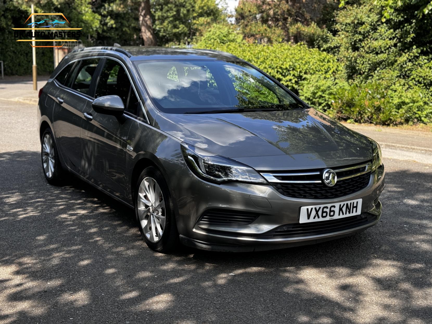 Vauxhall Astra 1.6 CDTi ecoFLEX Tech Line Sports Tourer 5dr Diesel Manual Euro 6 (s/s) (110 ps)