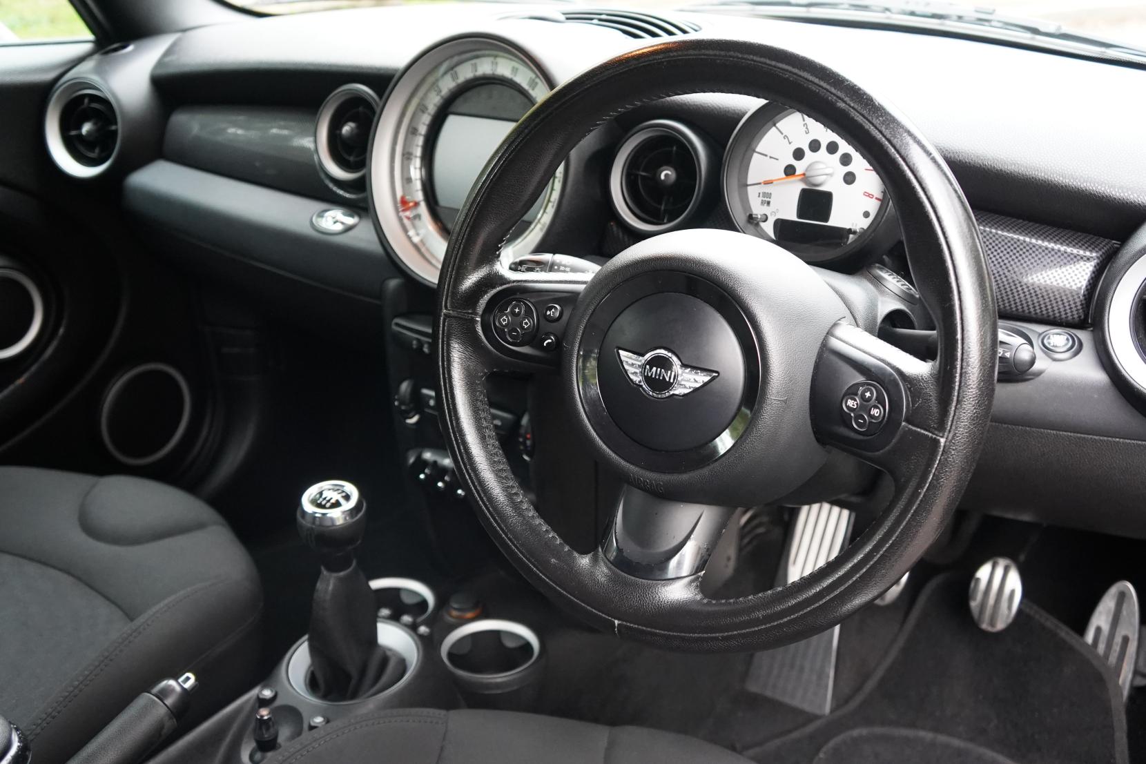 MINI Convertible 1.6 Cooper S Convertible 2dr Petrol Manual Euro 5 (s/s) (184 ps)