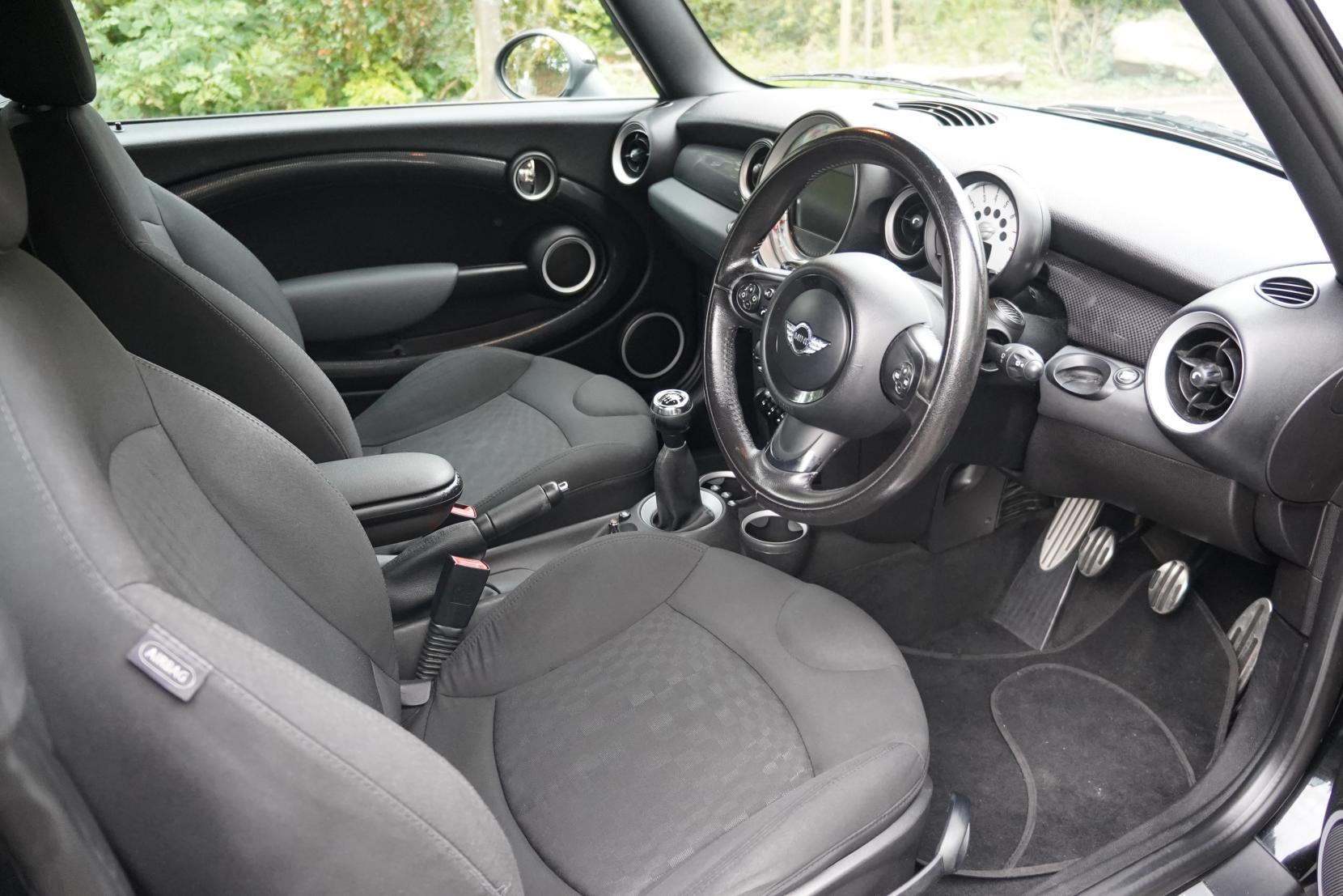 MINI Convertible 1.6 Cooper S Convertible 2dr Petrol Manual Euro 5 (s/s) (184 ps)