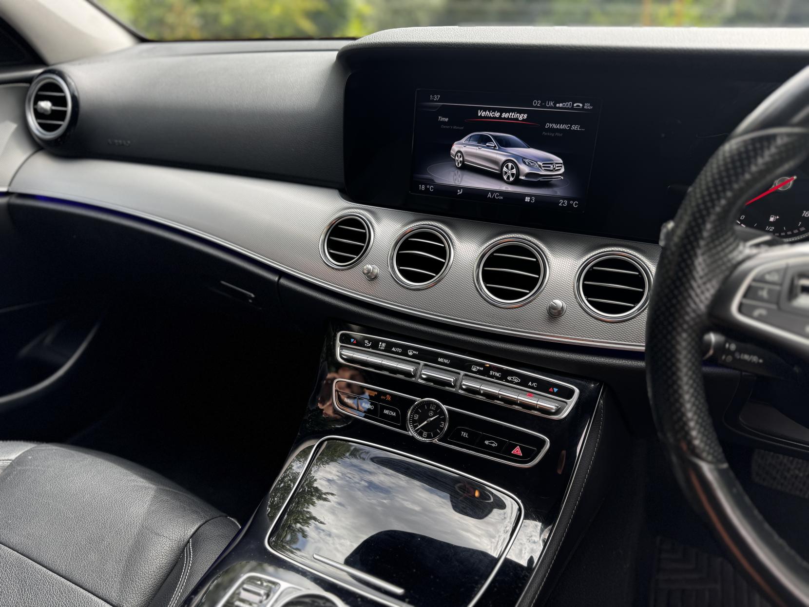 Mercedes-Benz E Class 2.0 E220d SE Saloon 4dr Diesel G-Tronic+ Euro 6 (s/s) (194 ps)