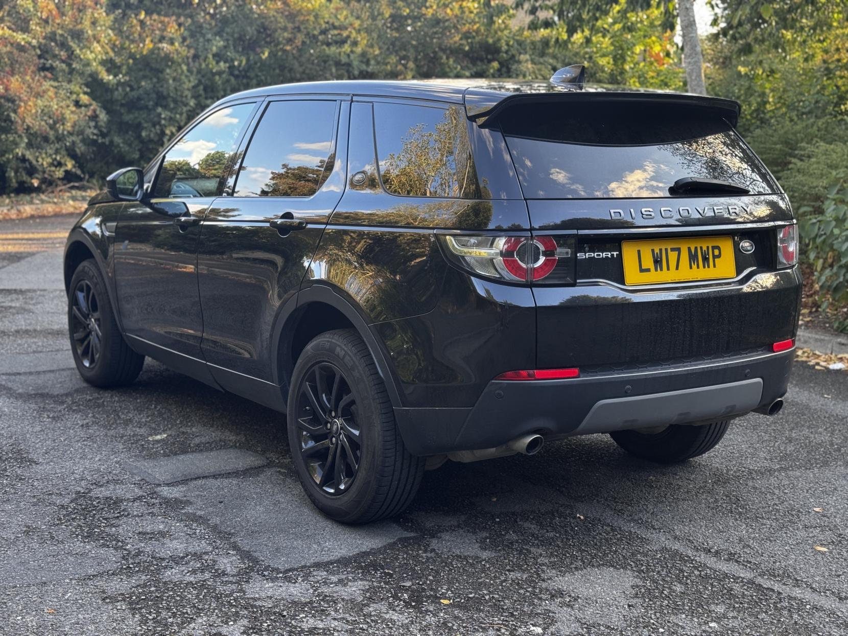 Land Rover Discovery Sport 2.0 TD4 SE SUV 5dr Diesel Auto 4WD Euro 6 (s/s) (180 ps)