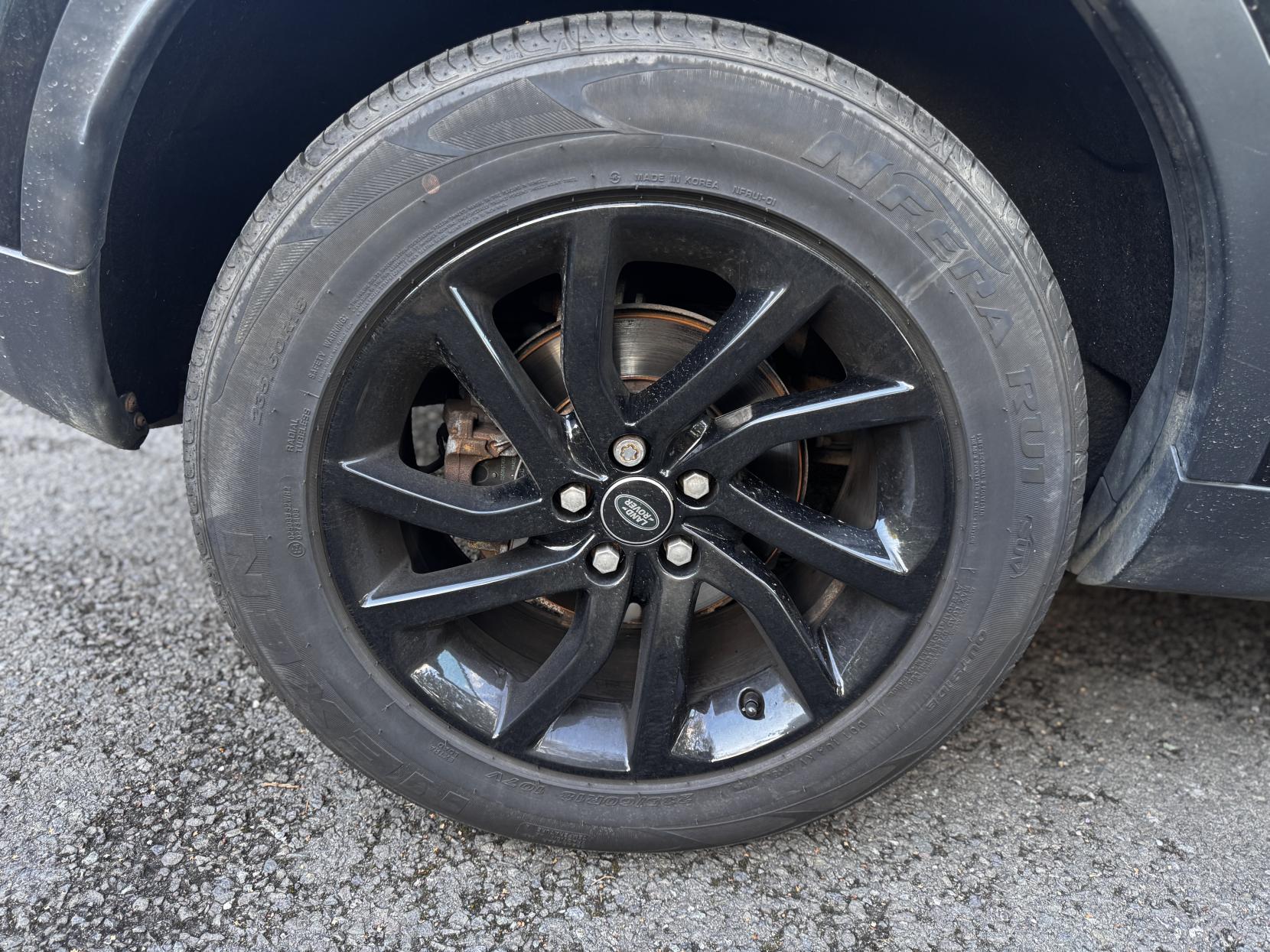 Land Rover Discovery Sport 2.0 TD4 SE SUV 5dr Diesel Auto 4WD Euro 6 (s/s) (180 ps)