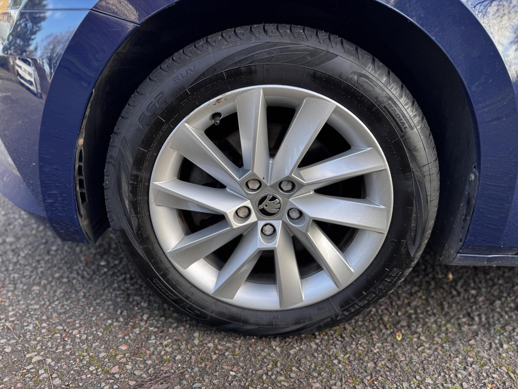 Skoda Superb 2.0 TDI SE Technology Estate 5dr Diesel Manual Euro 6 (s/s) (150 ps)