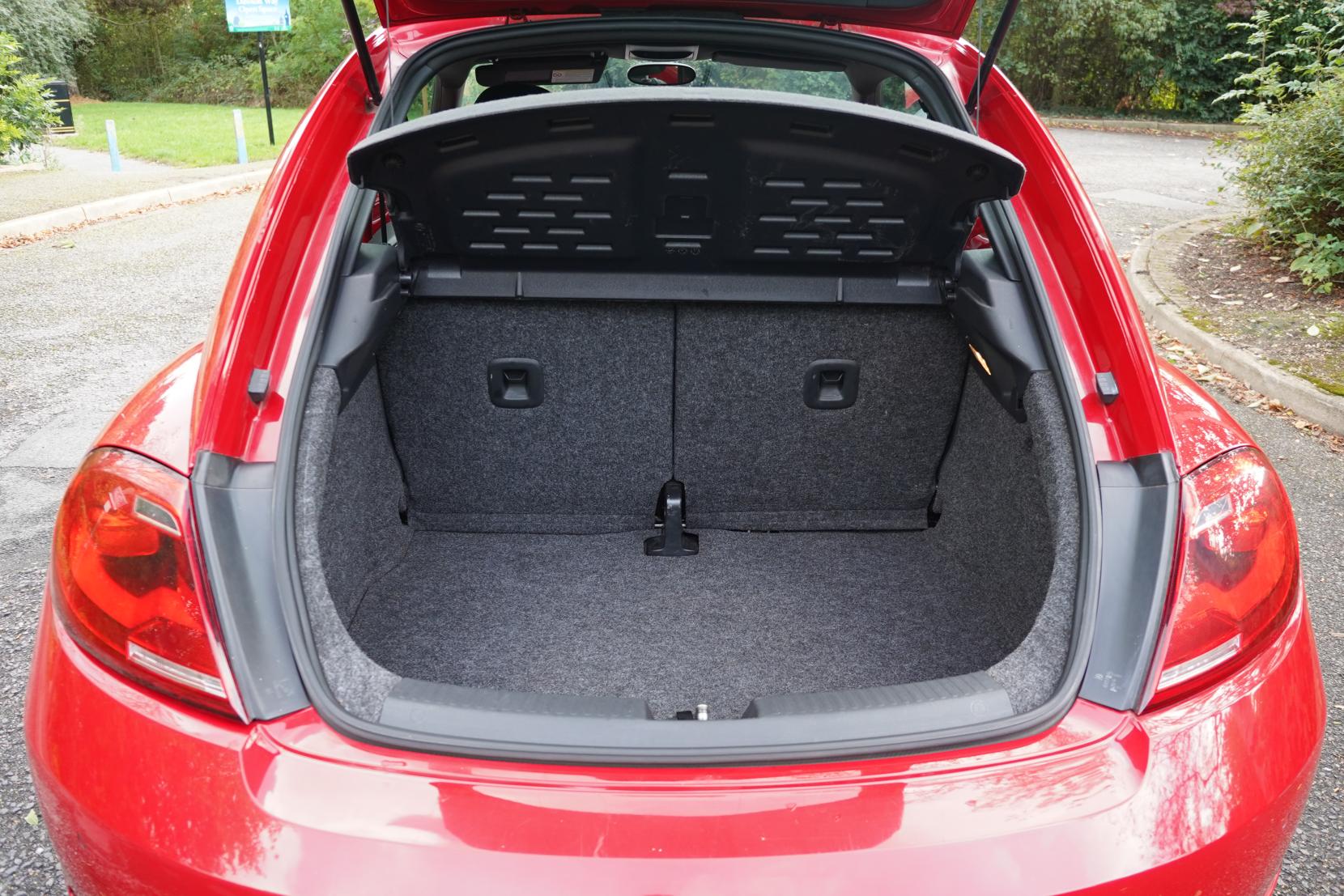Volkswagen Beetle 1.2 TSI Design Hatchback 3dr Petrol DSG Euro 5 (105 ps)