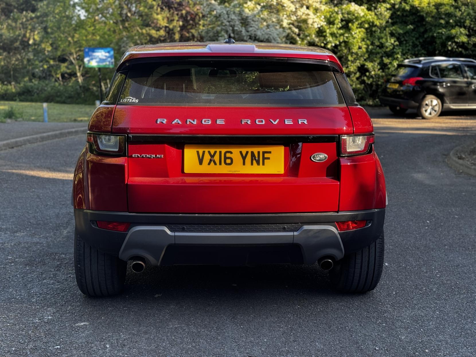 Land Rover Range Rover Evoque 2.0 TD4 SE Tech SUV 5dr Diesel Manual 4WD Euro 6 (s/s) (180 ps)