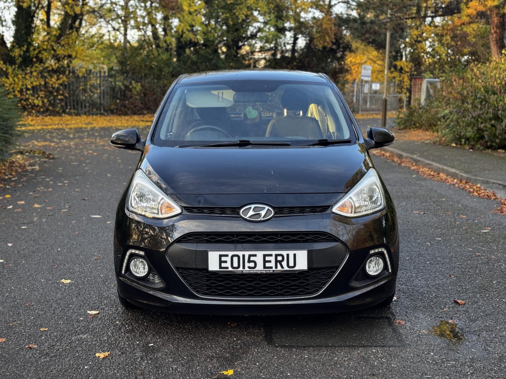 Hyundai i10 1.0 Premium Hatchback 5dr Petrol Manual Euro 5 (66 ps)