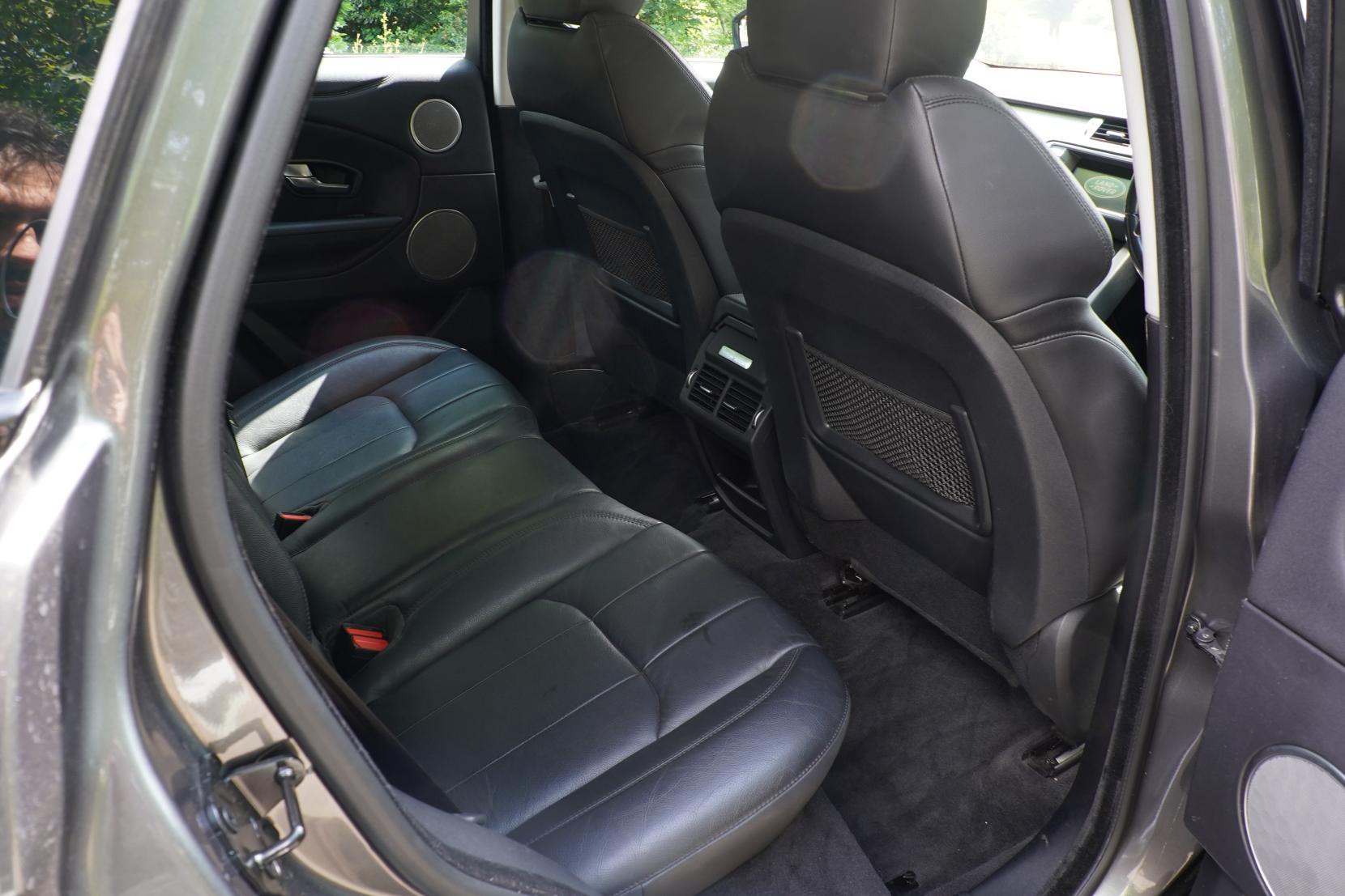 Land Rover Range Rover Evoque 2.0 eD4 SE SUV 5dr Diesel Manual FWD Euro 6 (s/s) (150 ps)