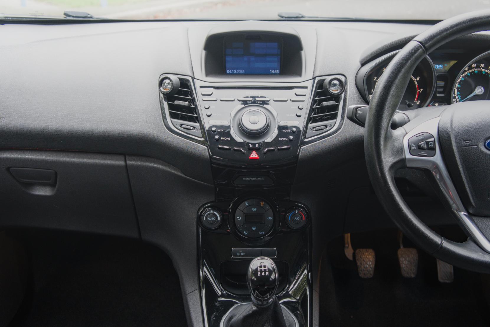 Ford Fiesta 1.0T EcoBoost Titanium Hatchback 5dr Petrol Manual Euro 5 (s/s) (100 ps)