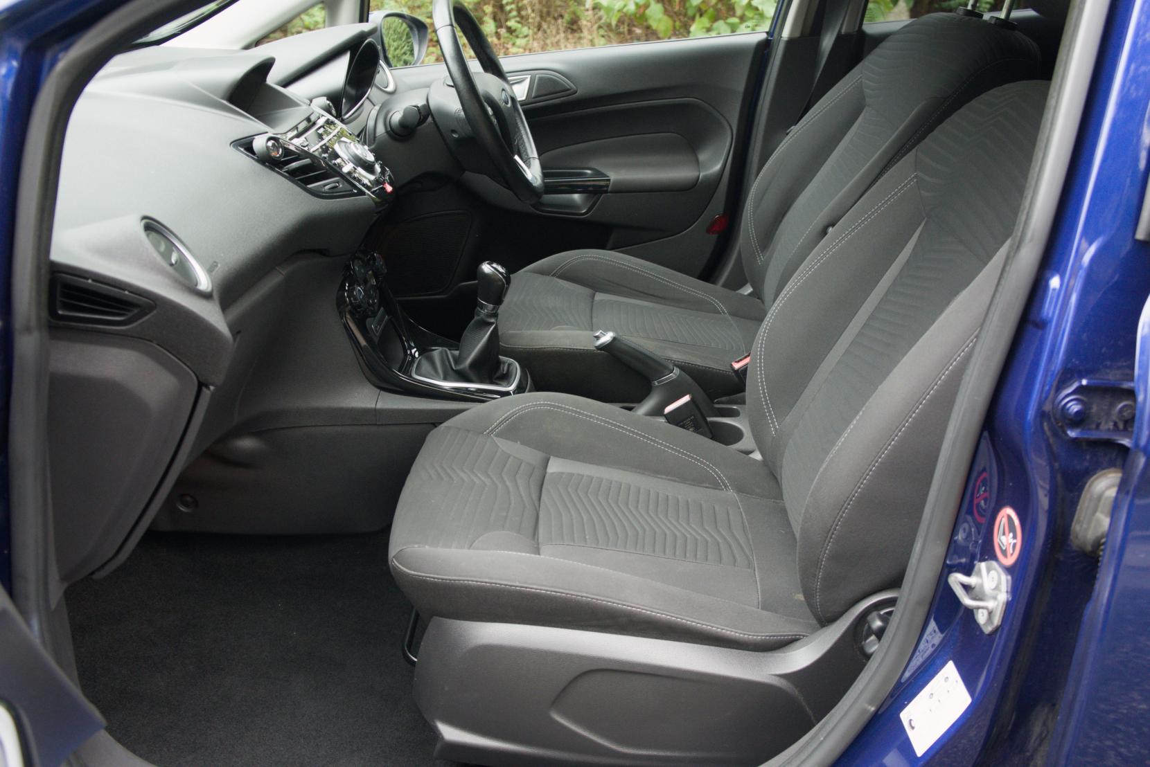 Ford Fiesta 1.0T EcoBoost Titanium Hatchback 5dr Petrol Manual Euro 5 (s/s) (100 ps)