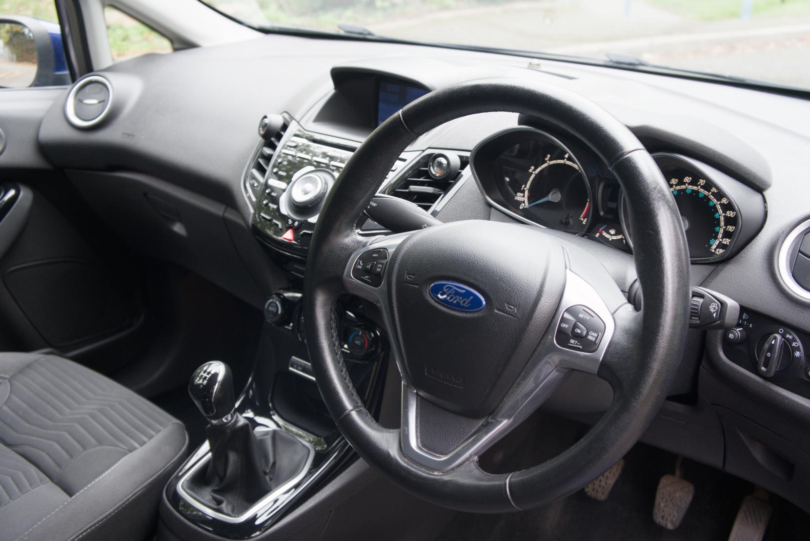 Ford Fiesta 1.0T EcoBoost Titanium Hatchback 5dr Petrol Manual Euro 5 (s/s) (100 ps)