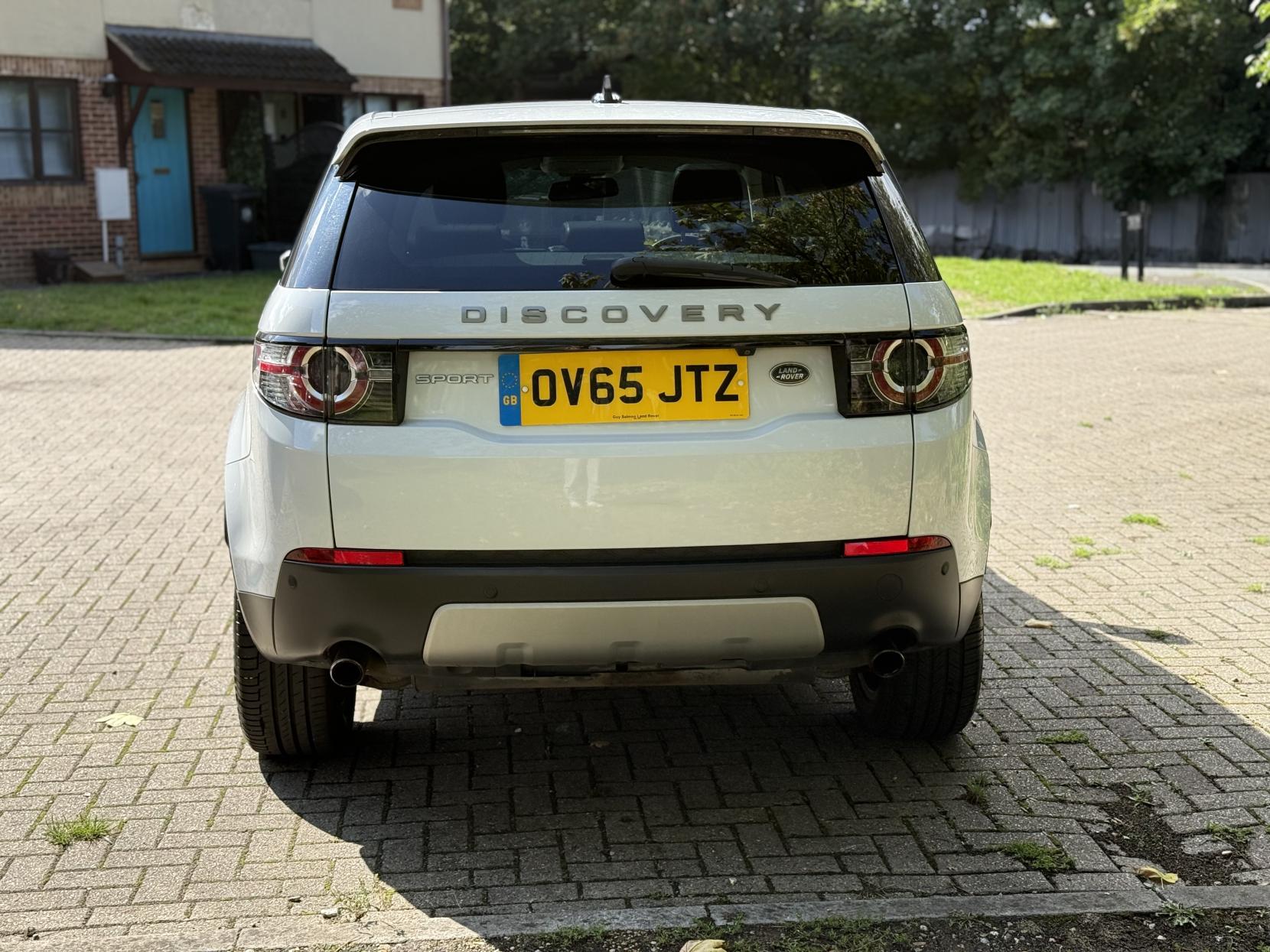 Land Rover Discovery Sport 2.0 TD4 HSE SUV 5dr Diesel Auto 4WD Euro 6 (s/s) (180 ps)